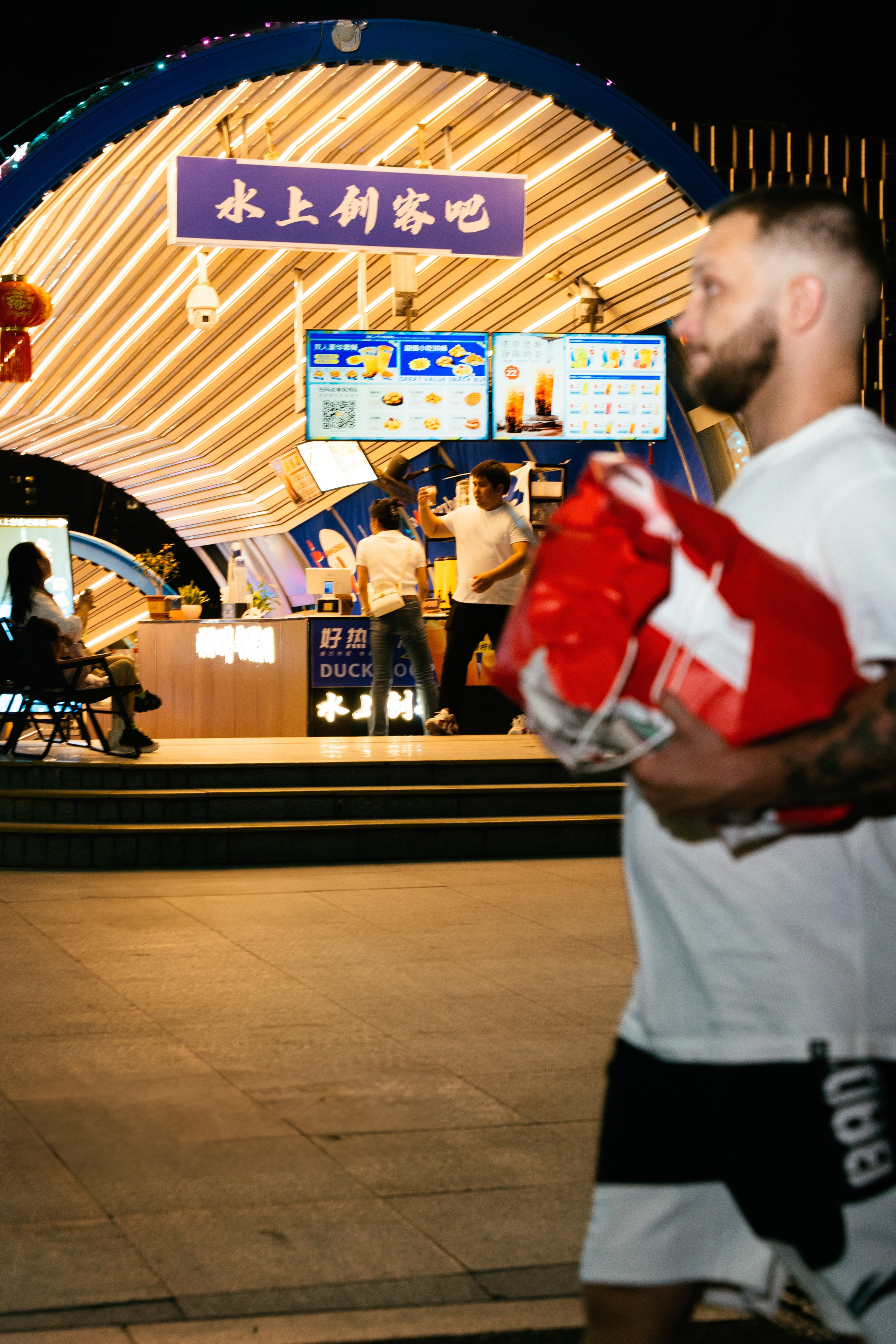 SLAVA NIKIFOROV. Фотограф В Гуанчжоу и Шэньчжэнь Андрей Лопатин