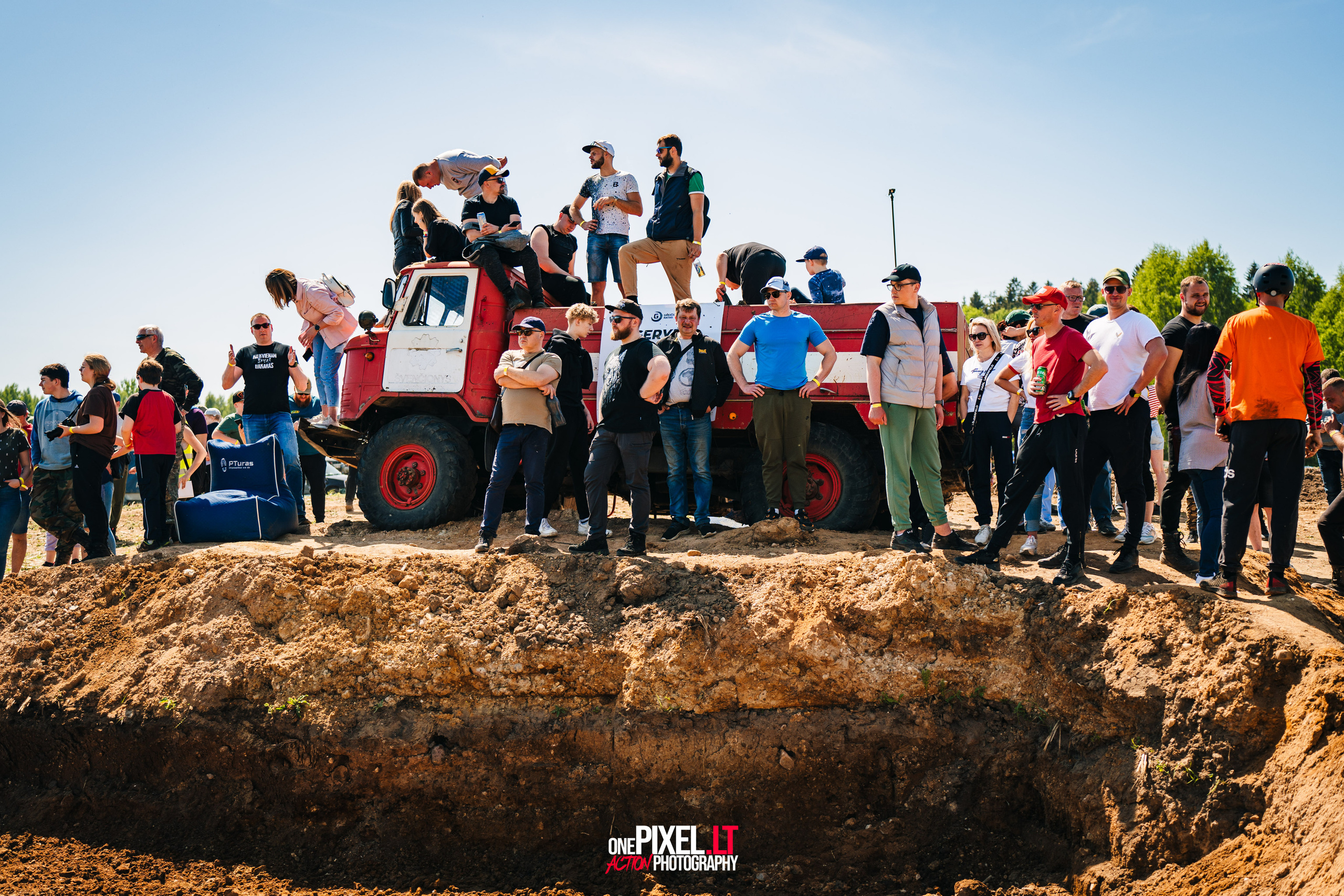 Greičio rato taurė. OnePIXEL