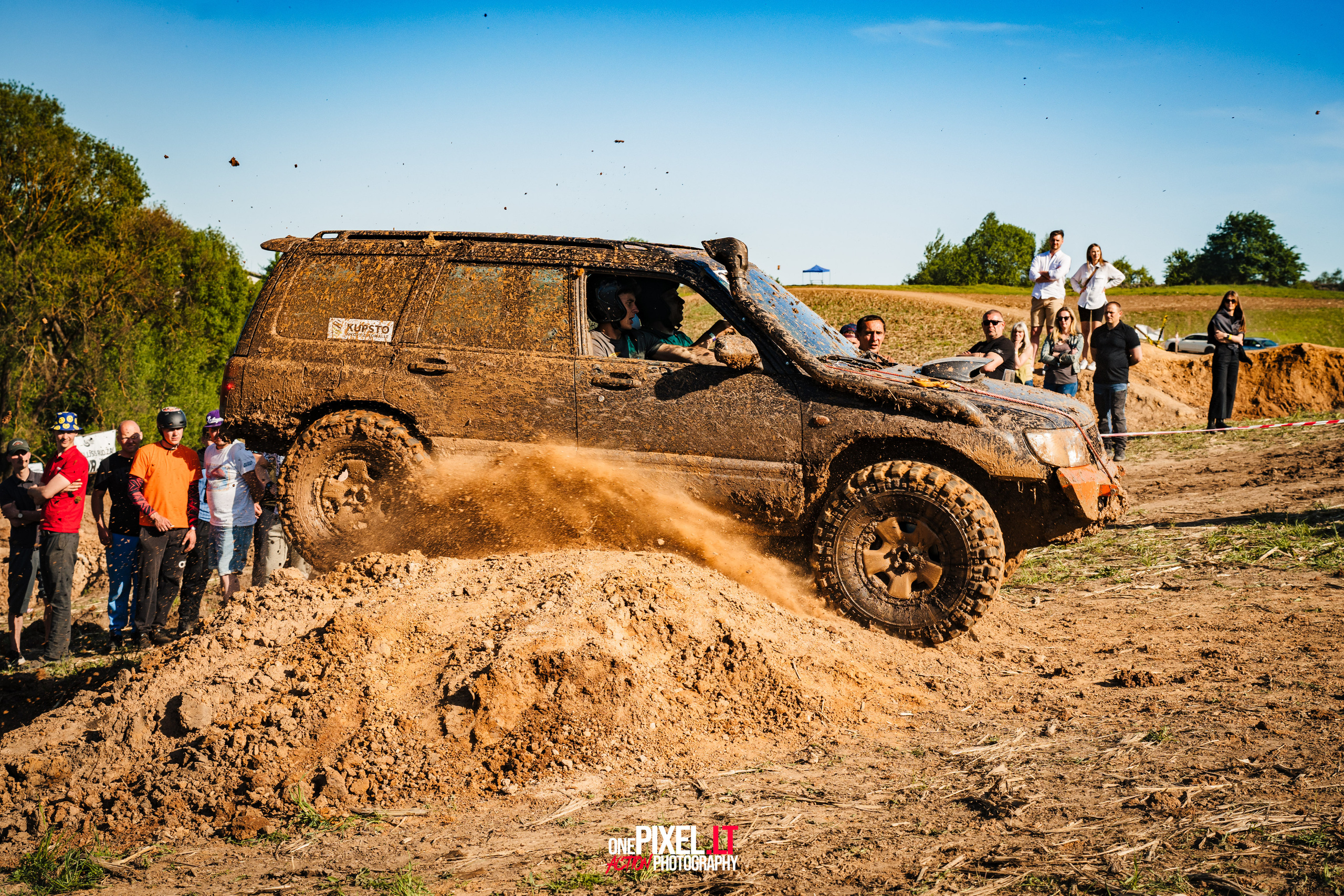 Greičio rato taurė. OnePIXEL