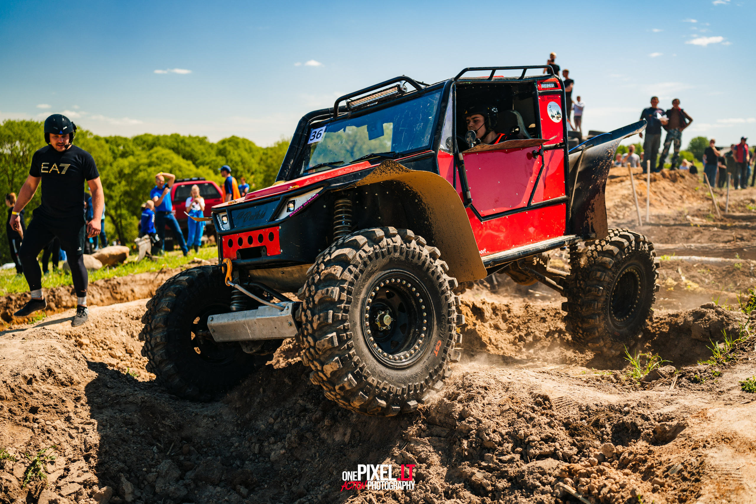 Greičio rato taurė. OnePIXEL