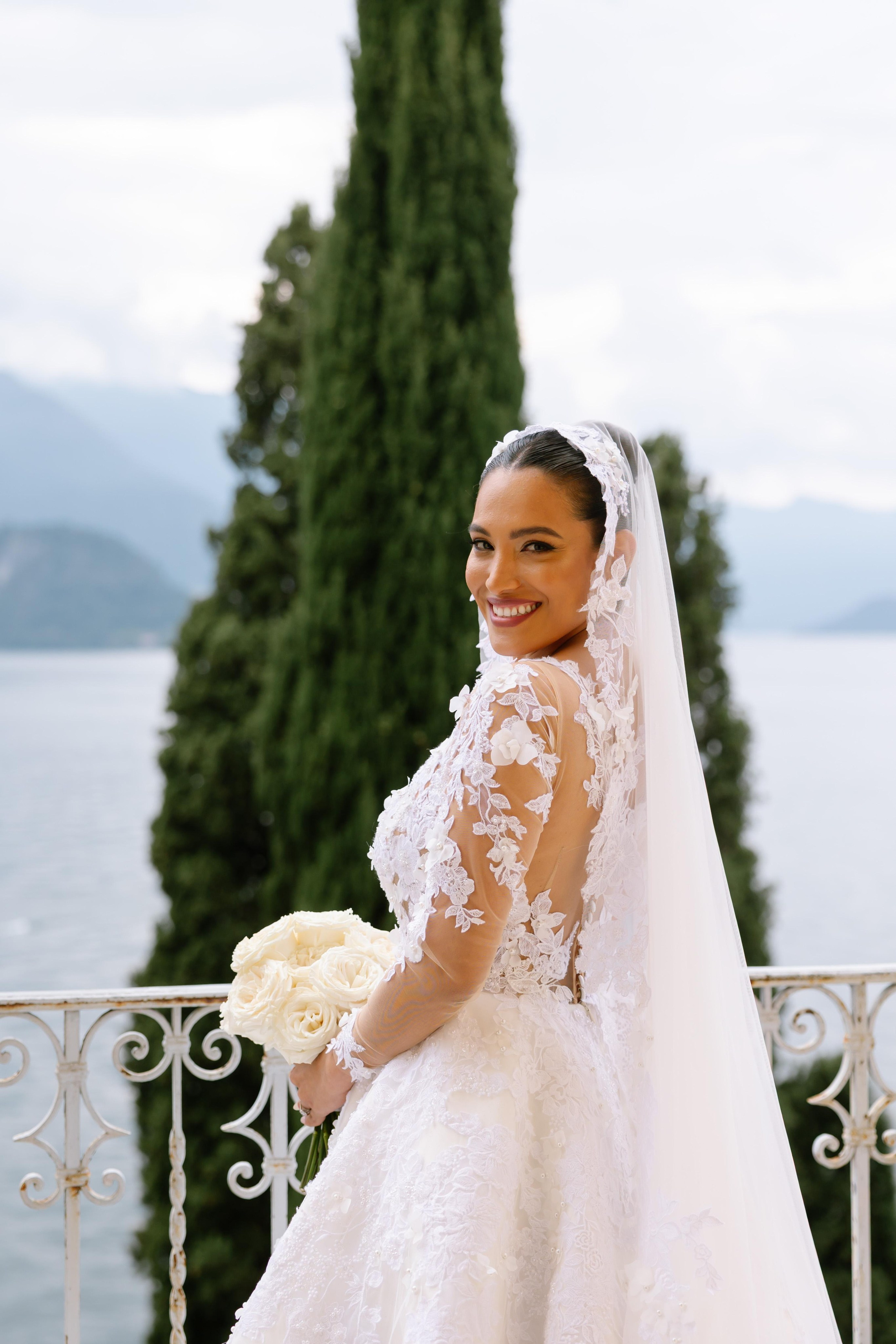 Wedding makeup and hair style in Italy