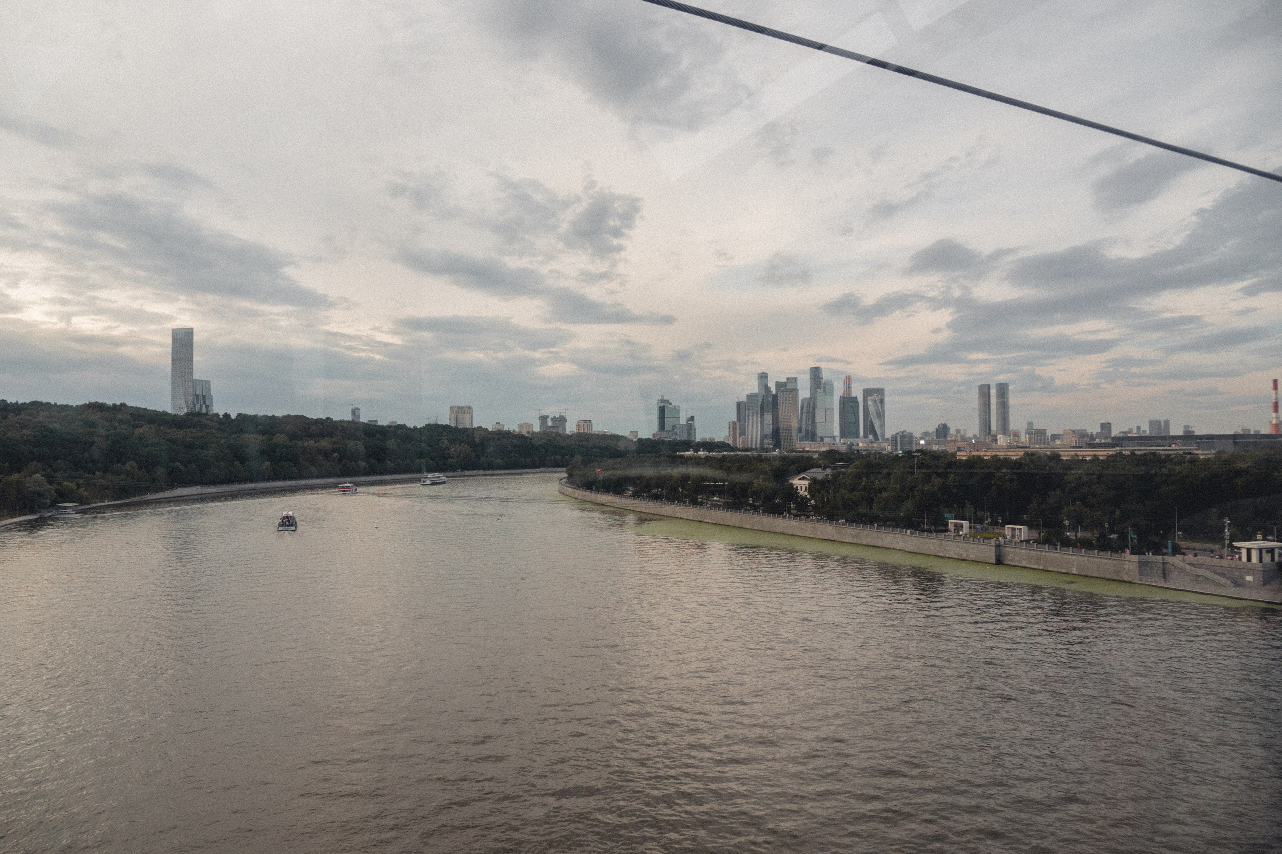 Воробьевы Горы. Photographe sur Cote d’Azur. Portraits de familles, couples, enfants, événements