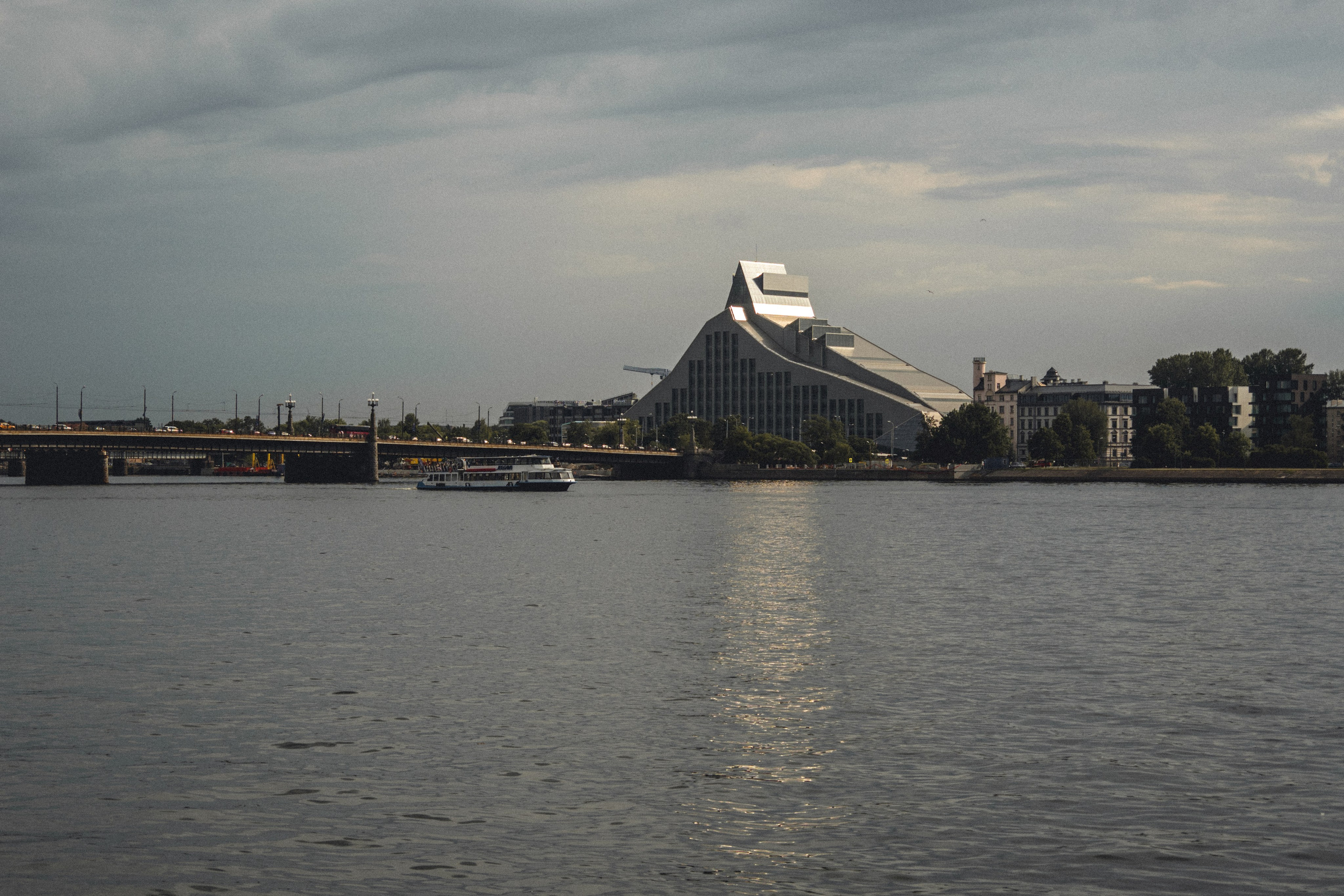 Voyage à Riga. Photographe sur Cote d’Azur. Portraits de familles, couples, enfants, événements