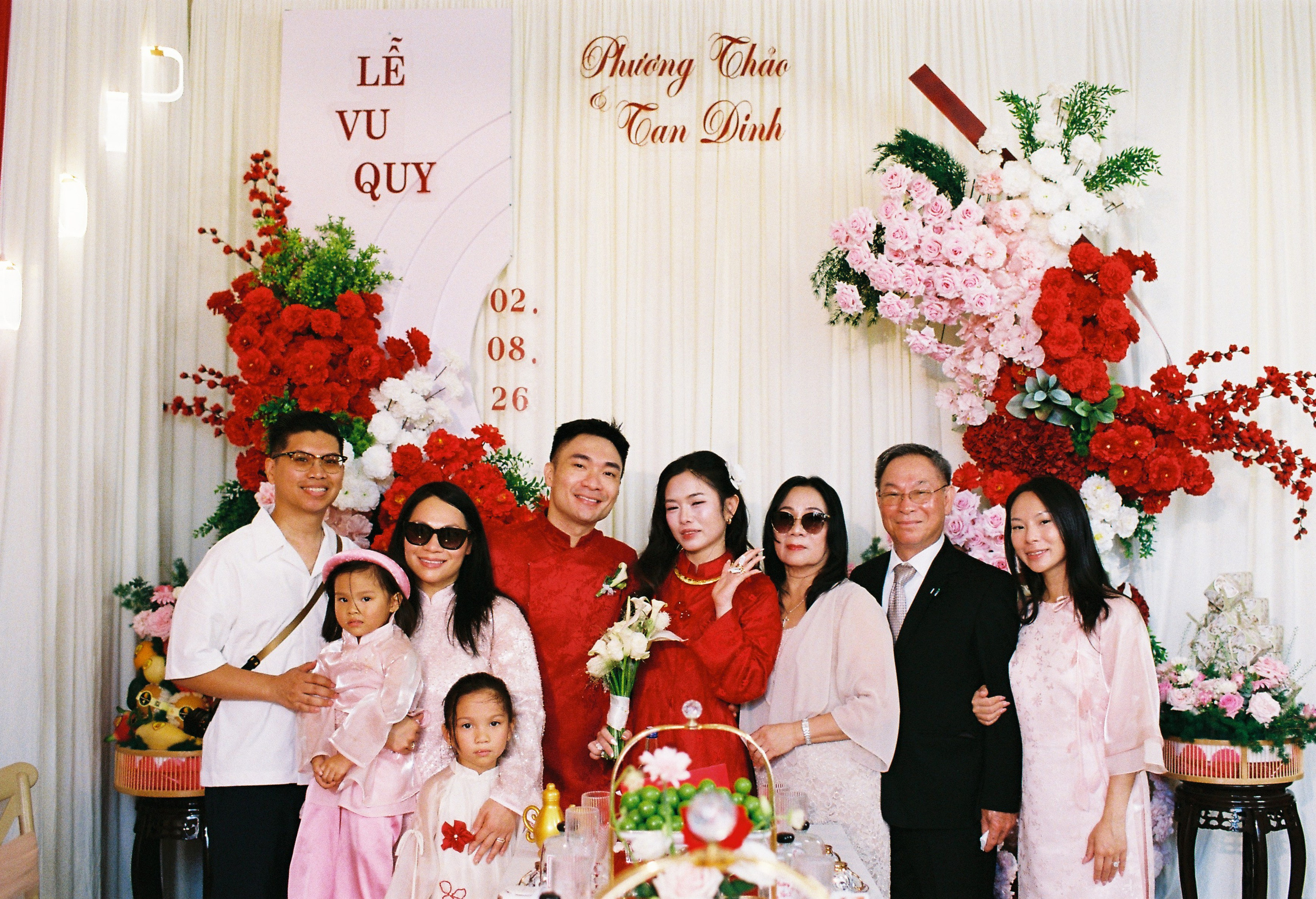 Tân & Thảo. Cam Images
