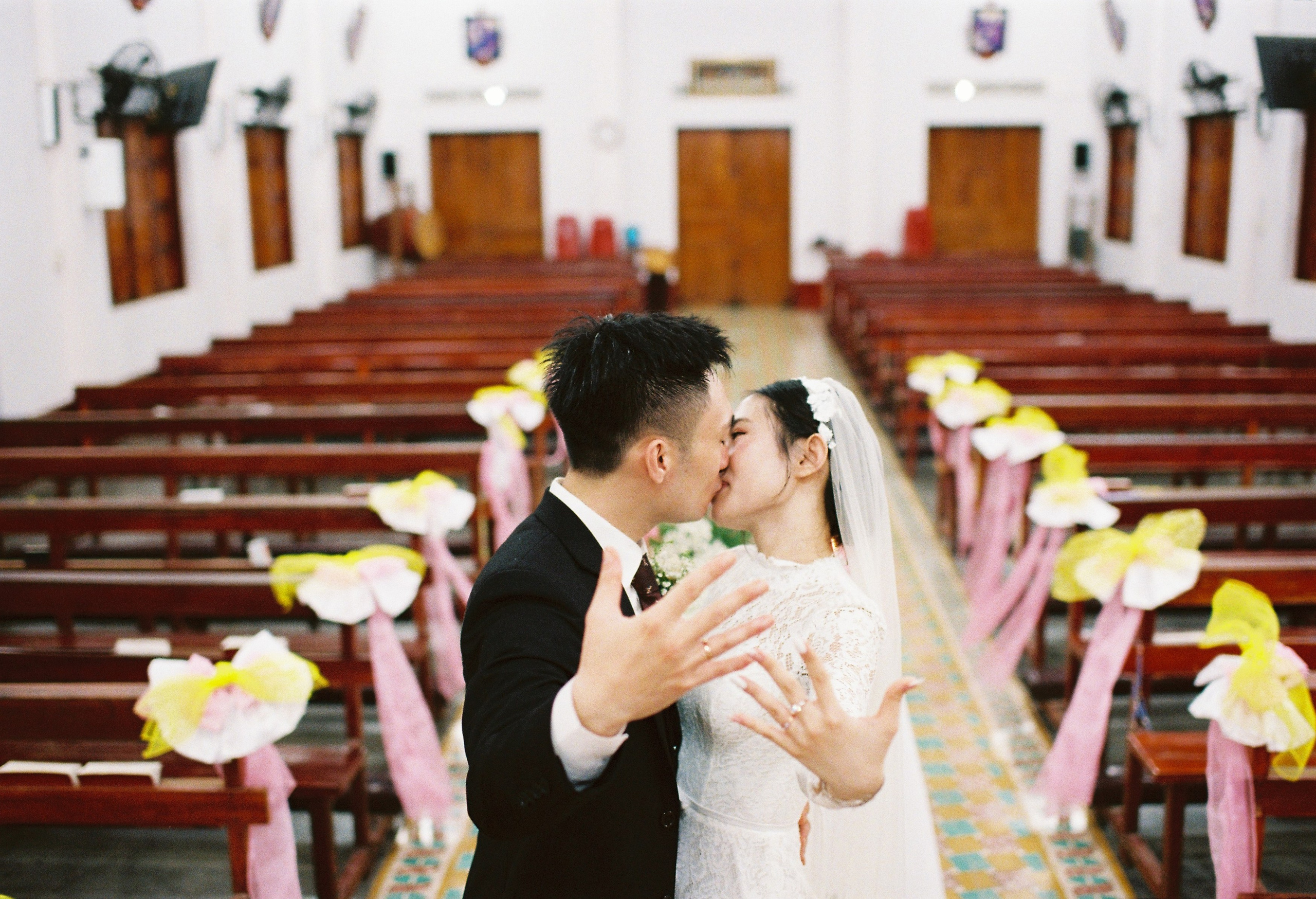 Tan & Thao. Cam Images