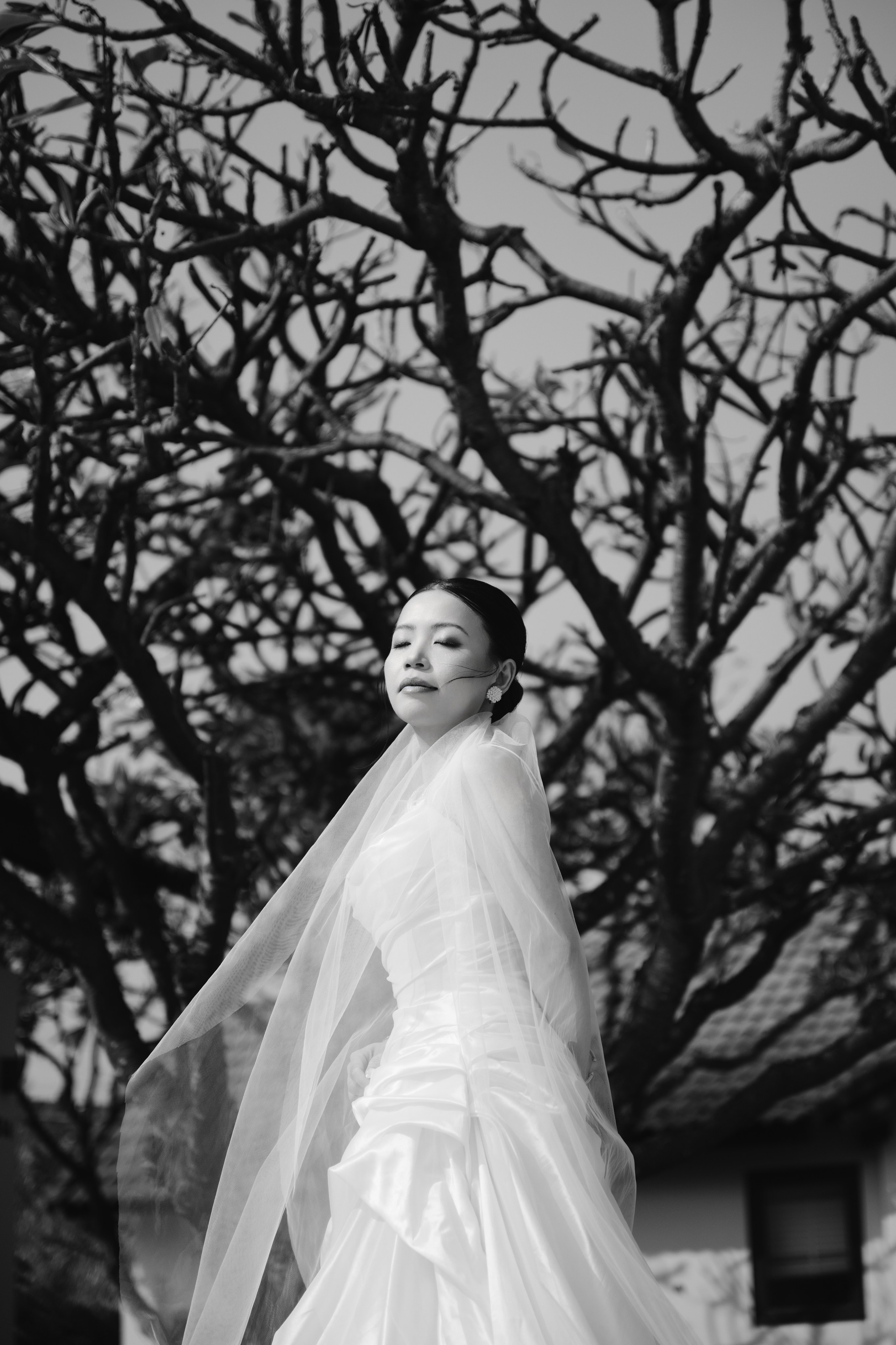 Uyên & Lee. Cam Images