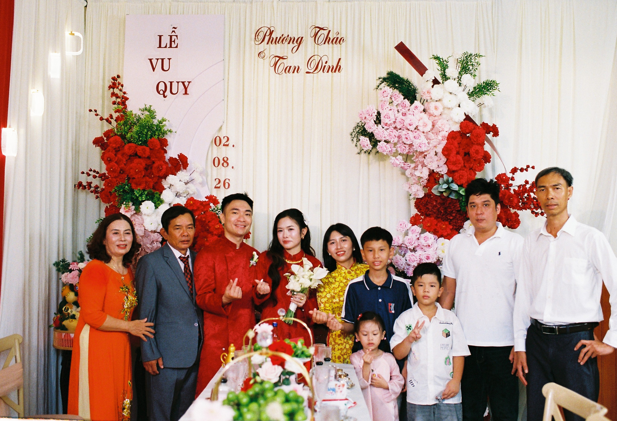 Tân & Thảo. Cam Images
