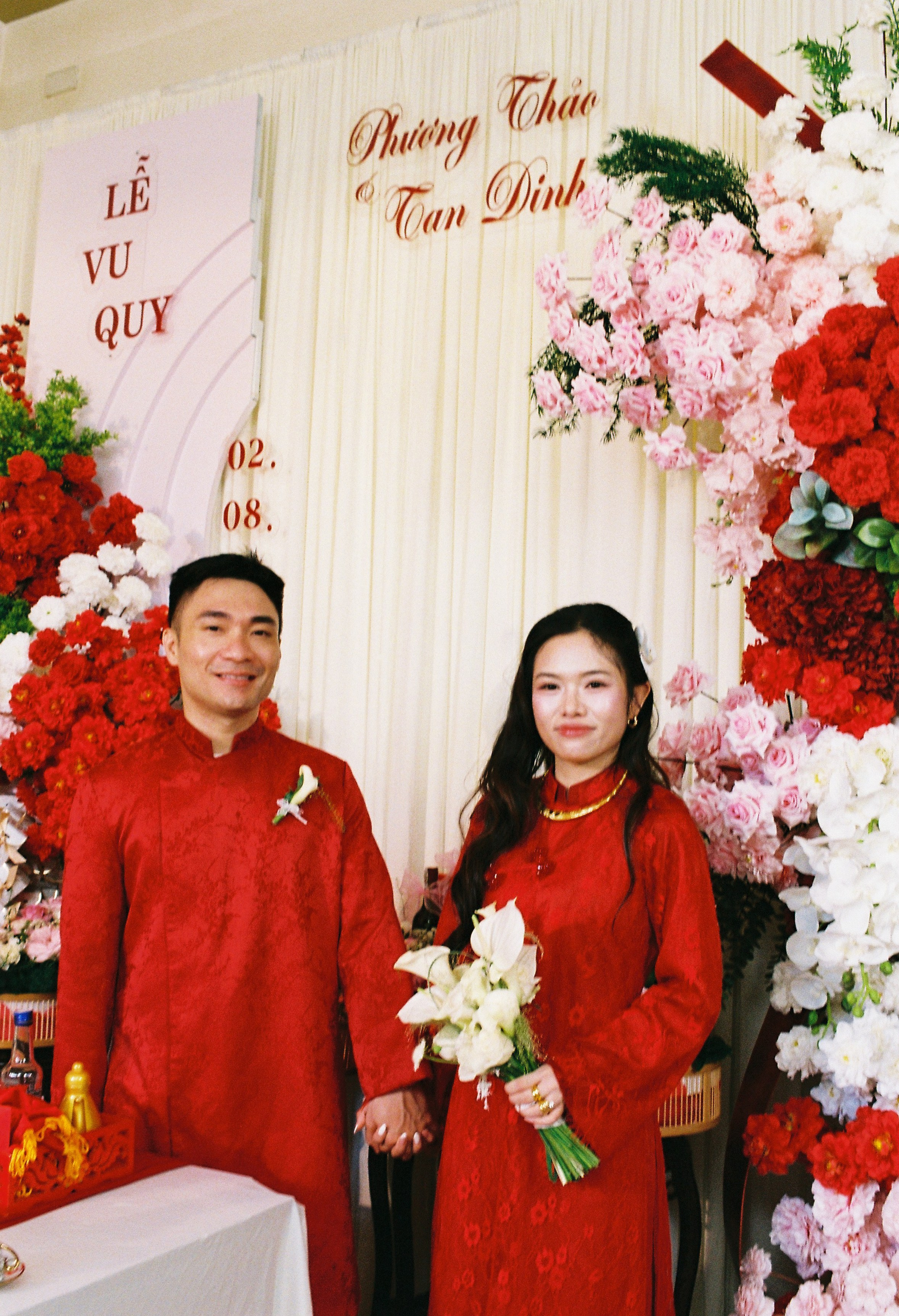 Tân & Thảo. Cam Images