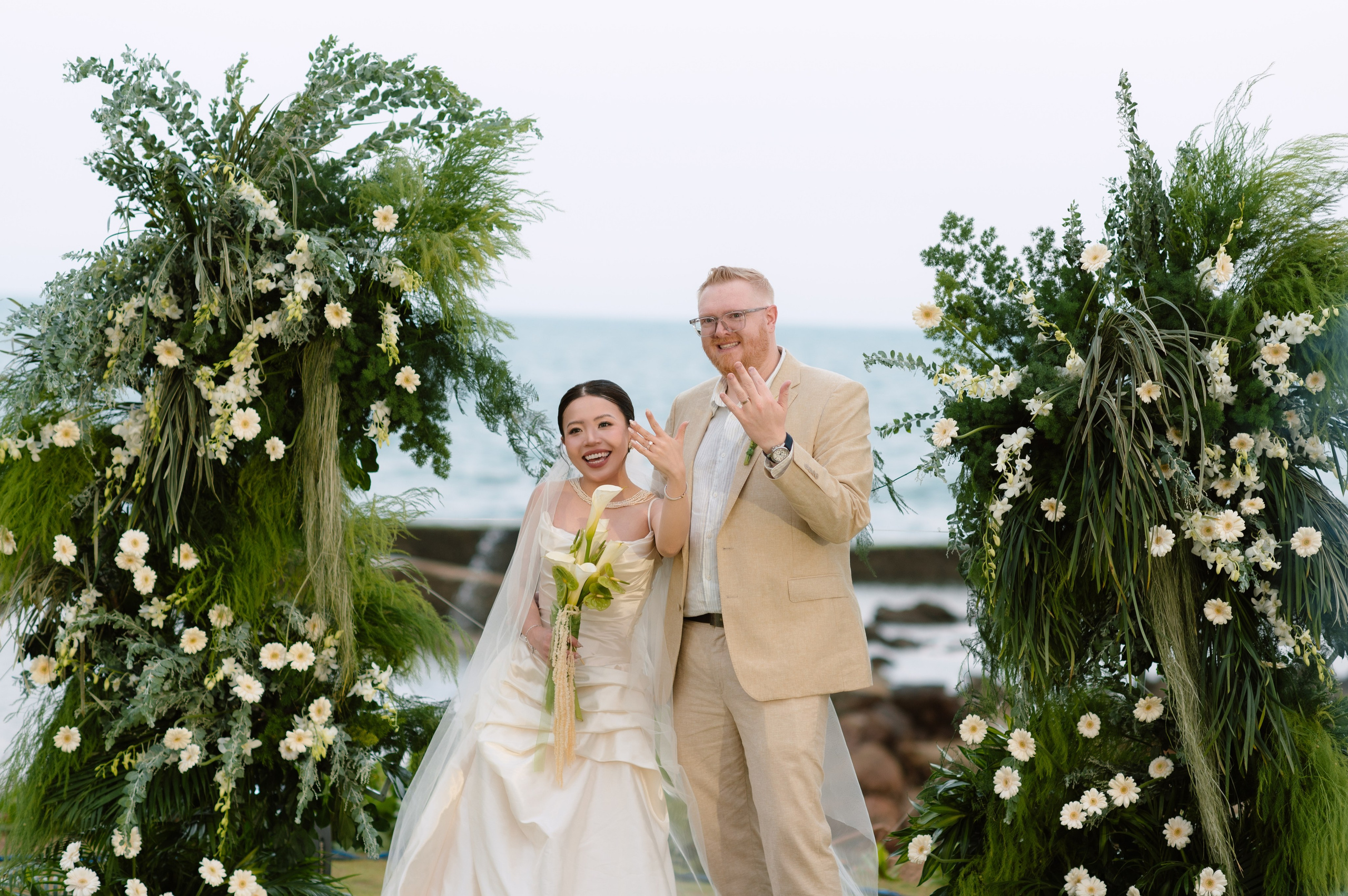 Uyên & Lee. Cam Images