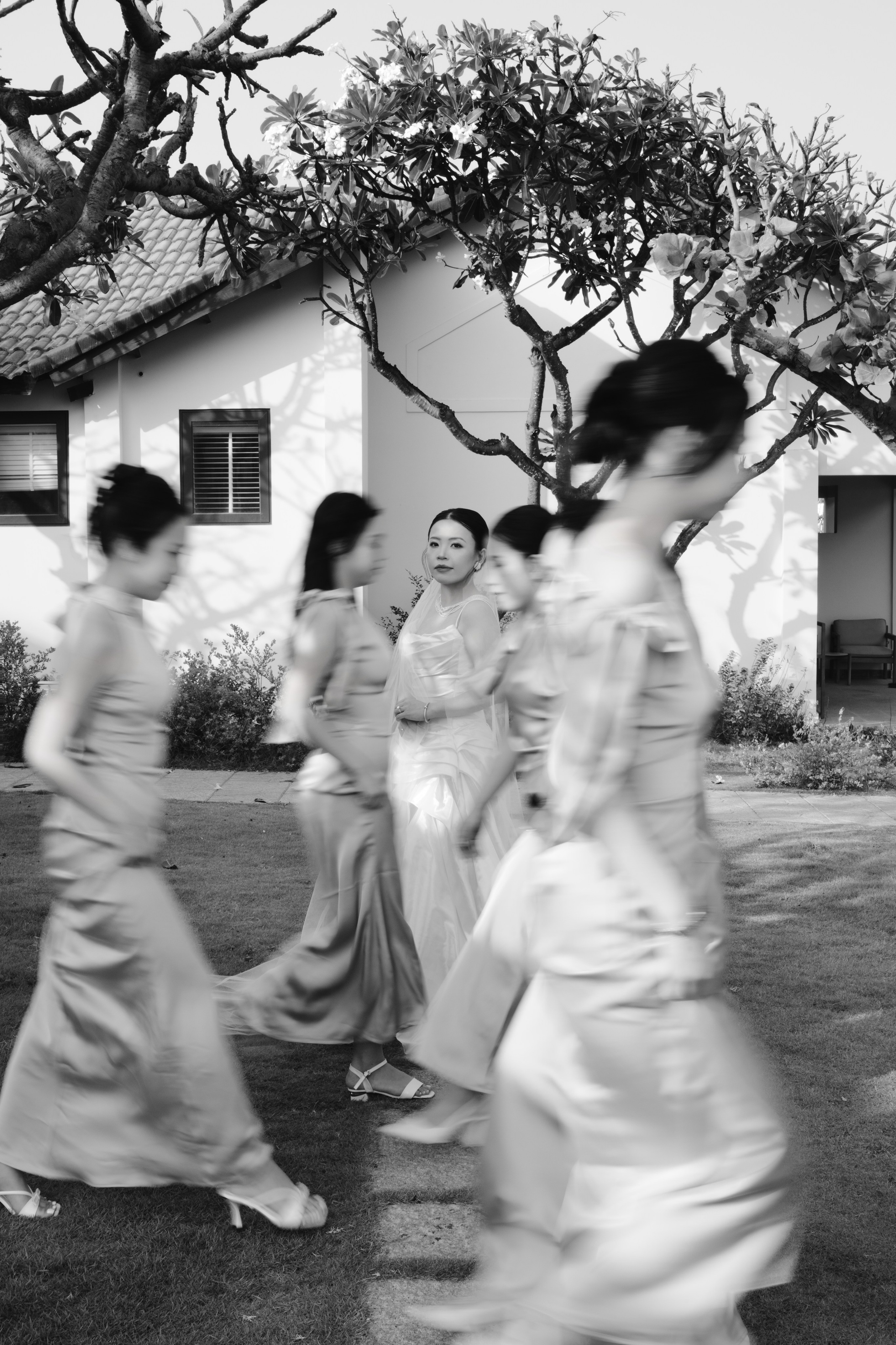 Uyên & Lee. Cam Images