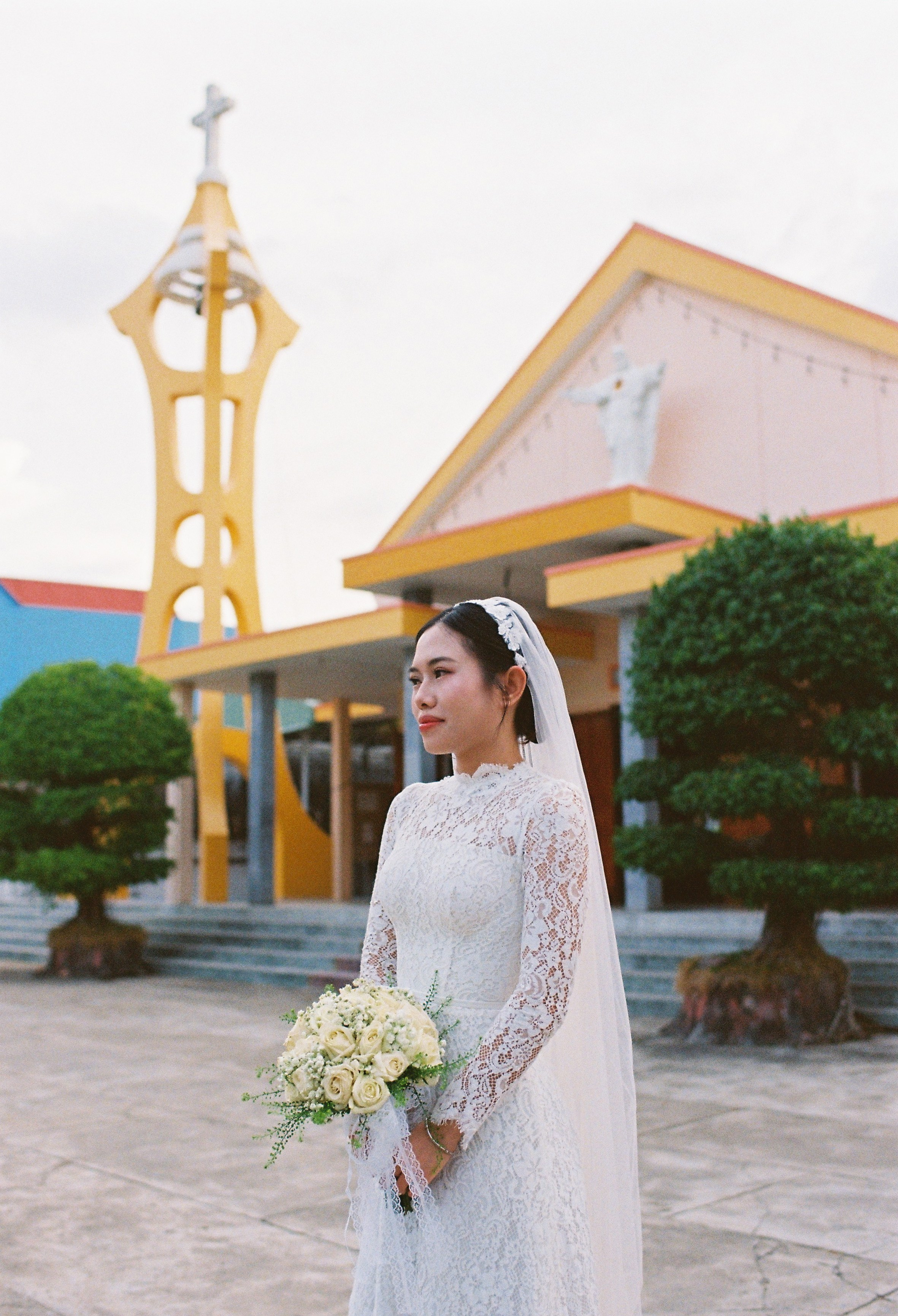 Tan & Thao. Cam Images