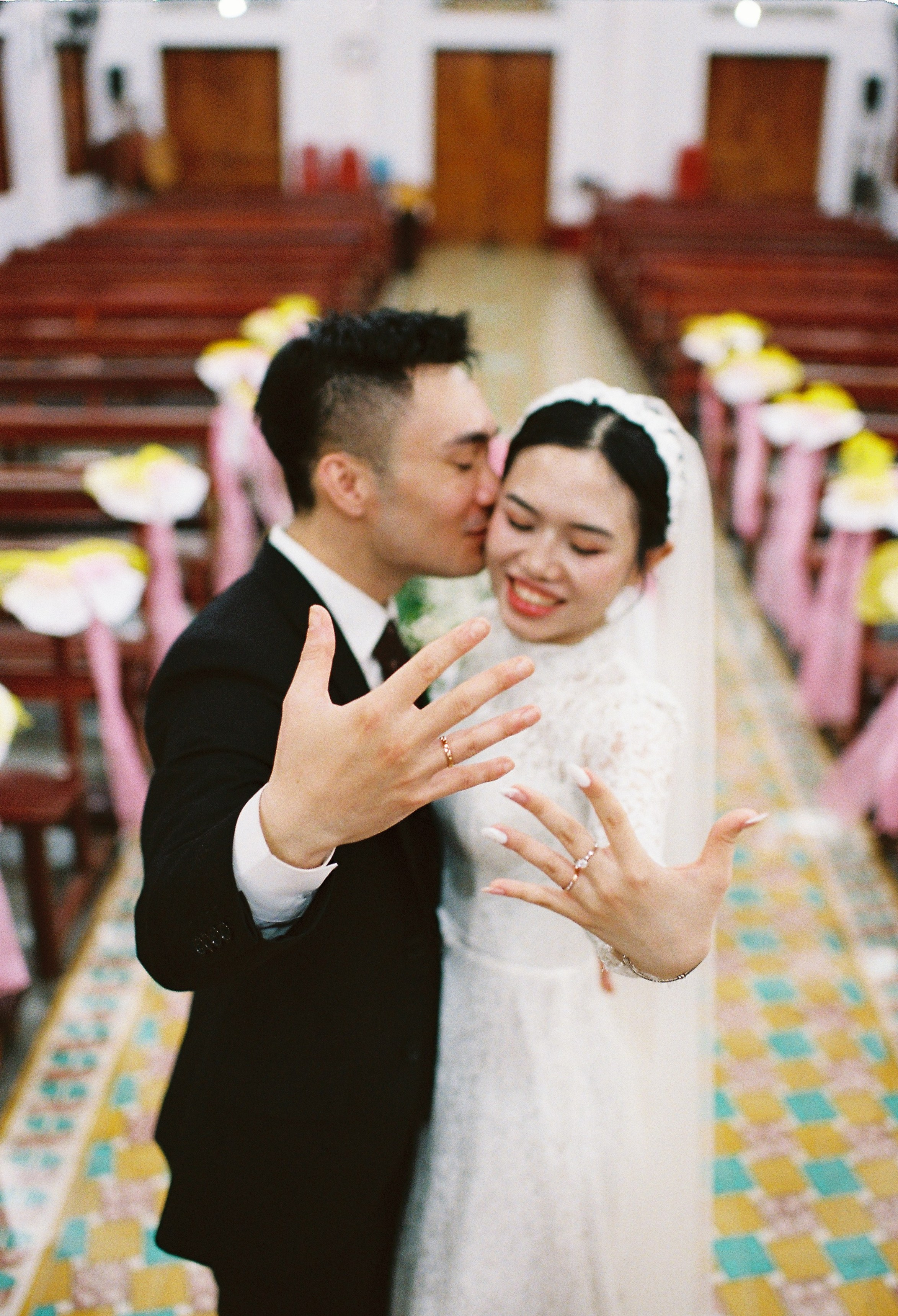 Tan & Thao. Cam Images