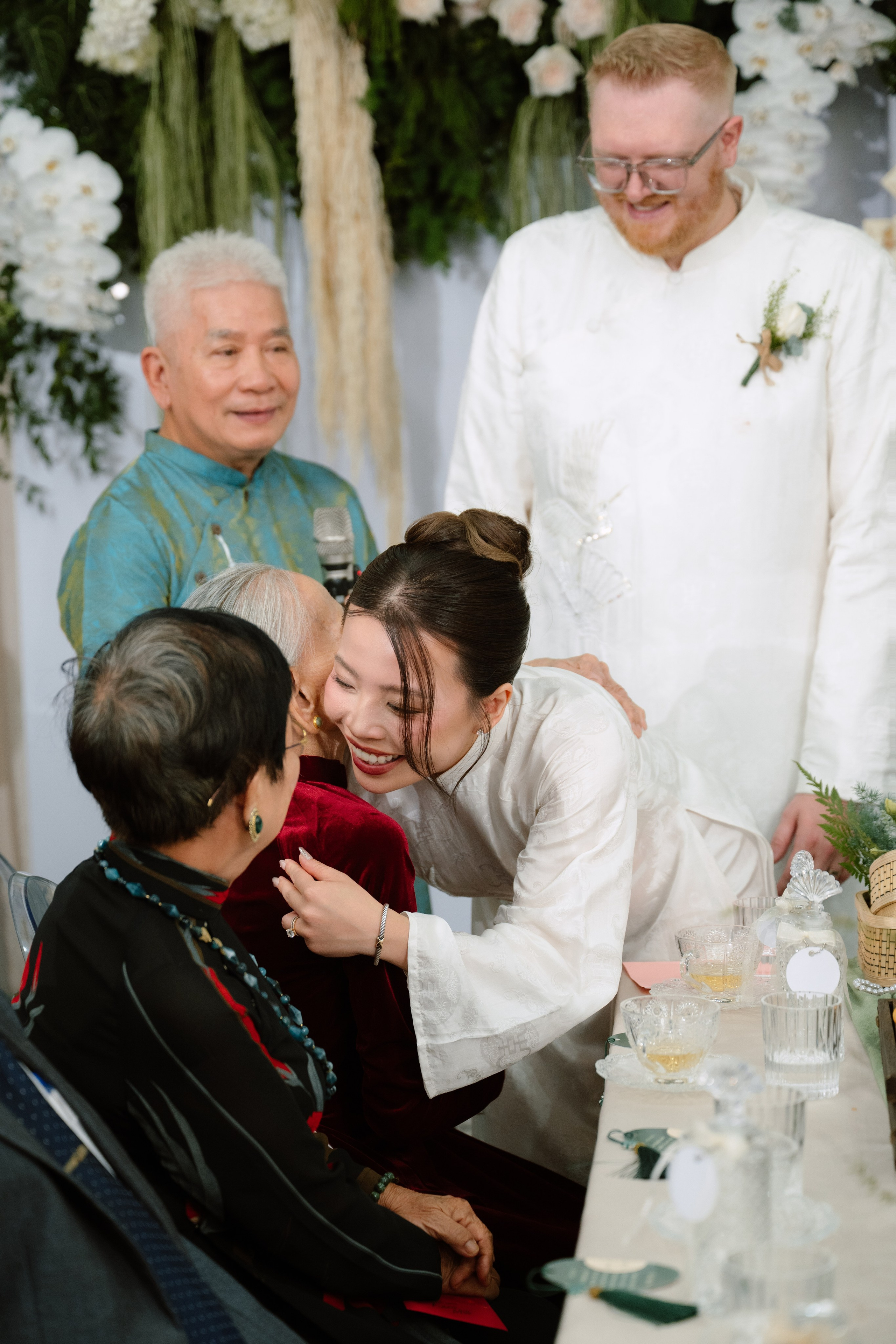 Uyên & Lee. Cam Images