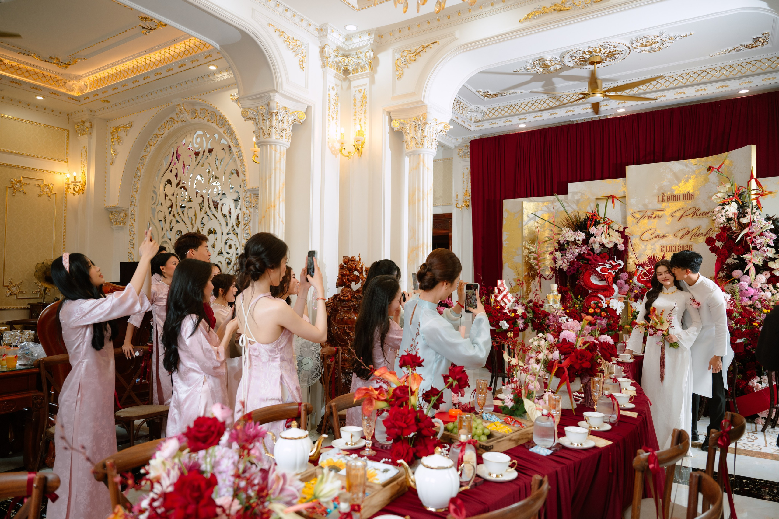 Phương & Minh. Cam Images