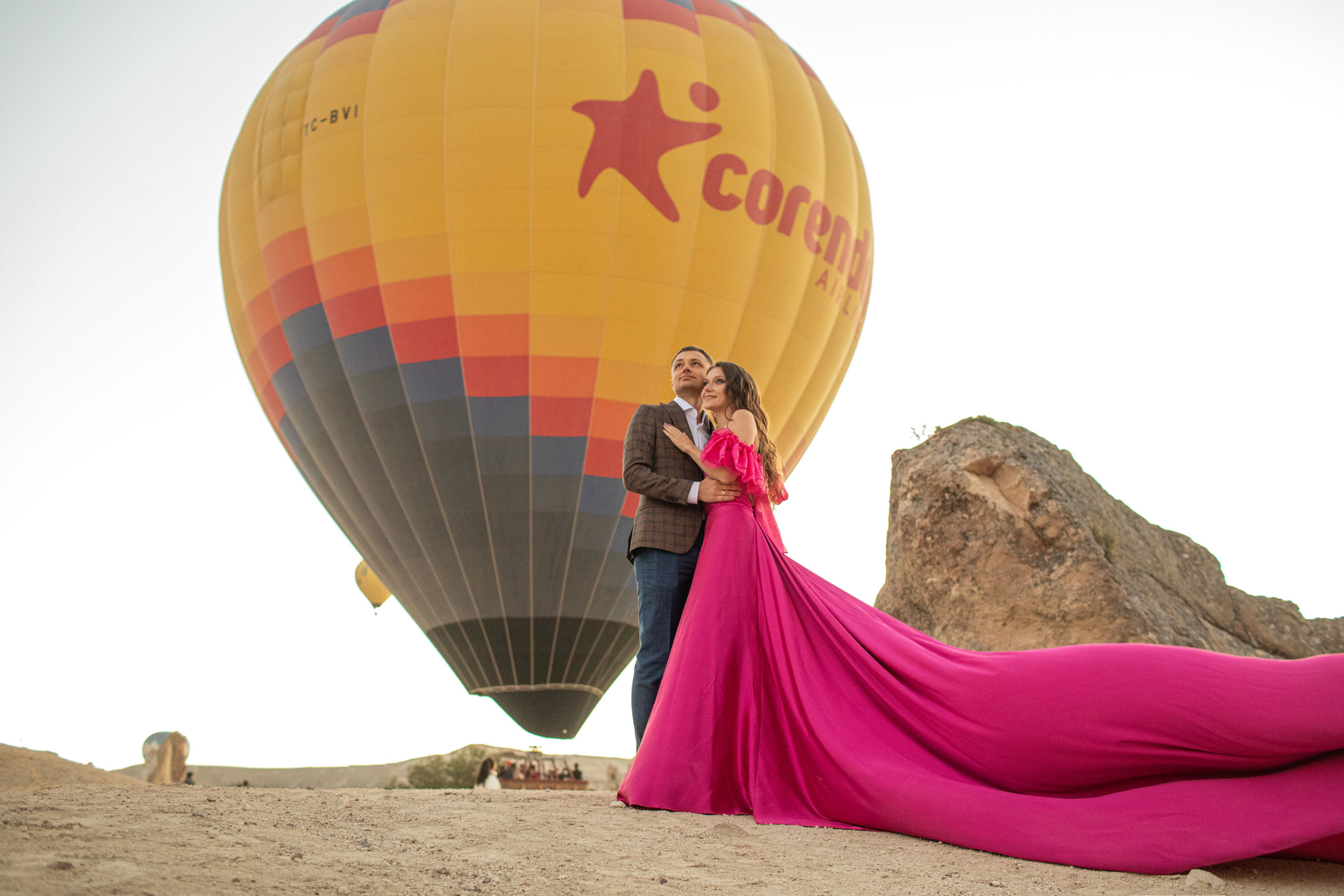 Anton & Anastasiya. Julia Ganch I Fashion Wedding Photography I Cappadocia Turkey