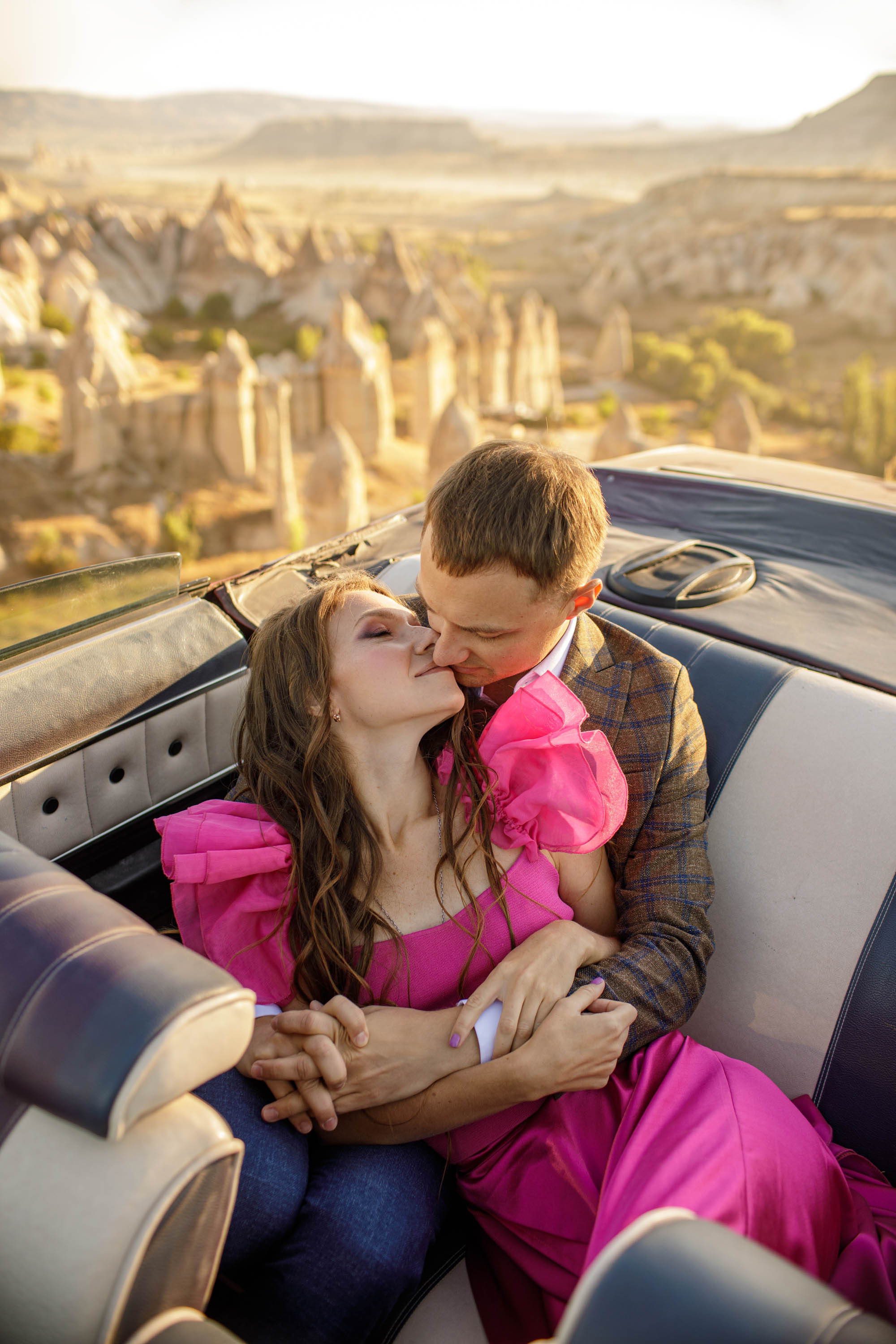 Anton & Anastasiya. Julia Ganch I Fashion Wedding Photography I Cappadocia Turkey