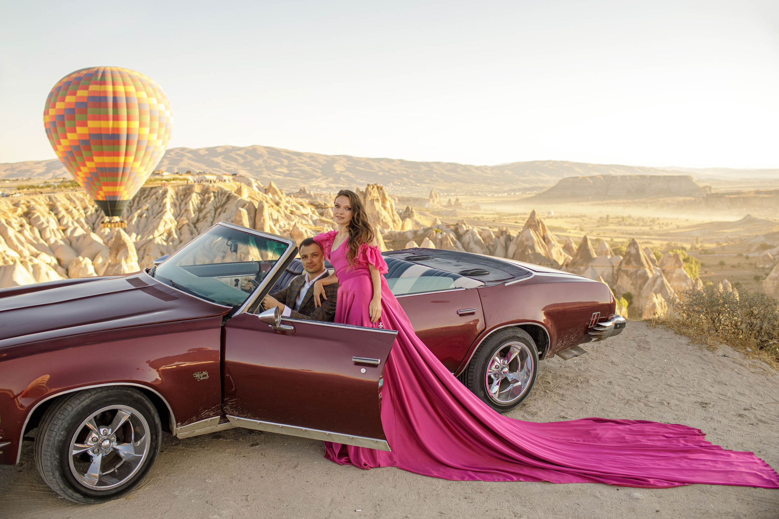 Anton & Anastasiya. Julia Ganch I Fashion Wedding Photography I Cappadocia Turkey