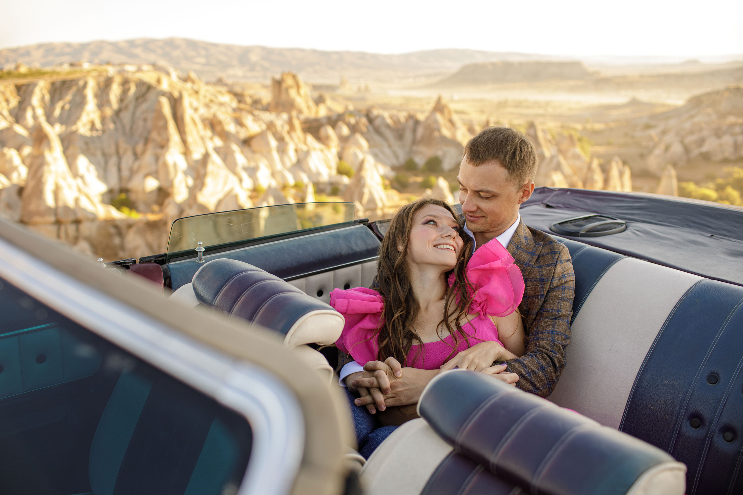 Anton & Anastasiya. Julia Ganch I Fashion Wedding Photography I Cappadocia Turkey