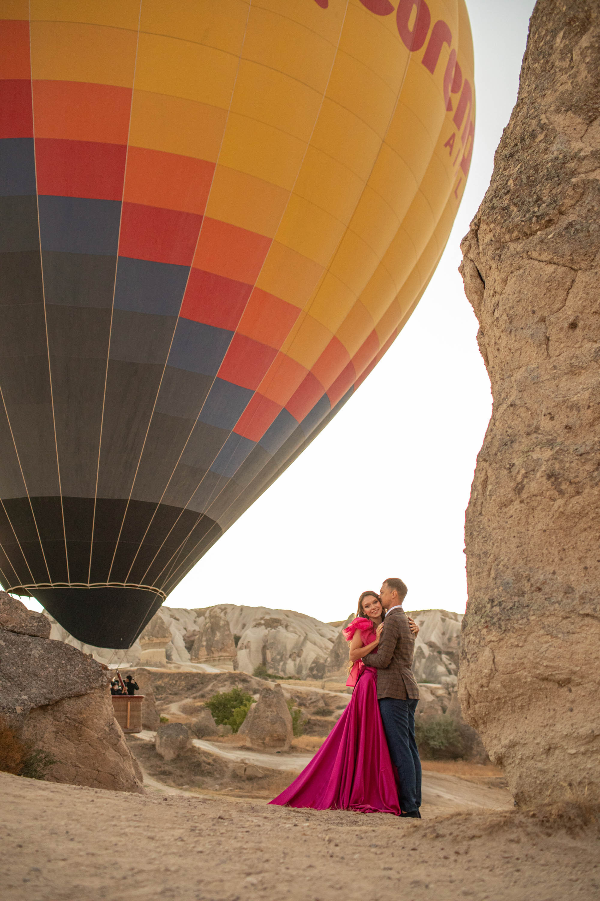 Anton & Anastasiya. Julia Ganch I Fashion Wedding Photography I Cappadocia Turkey
