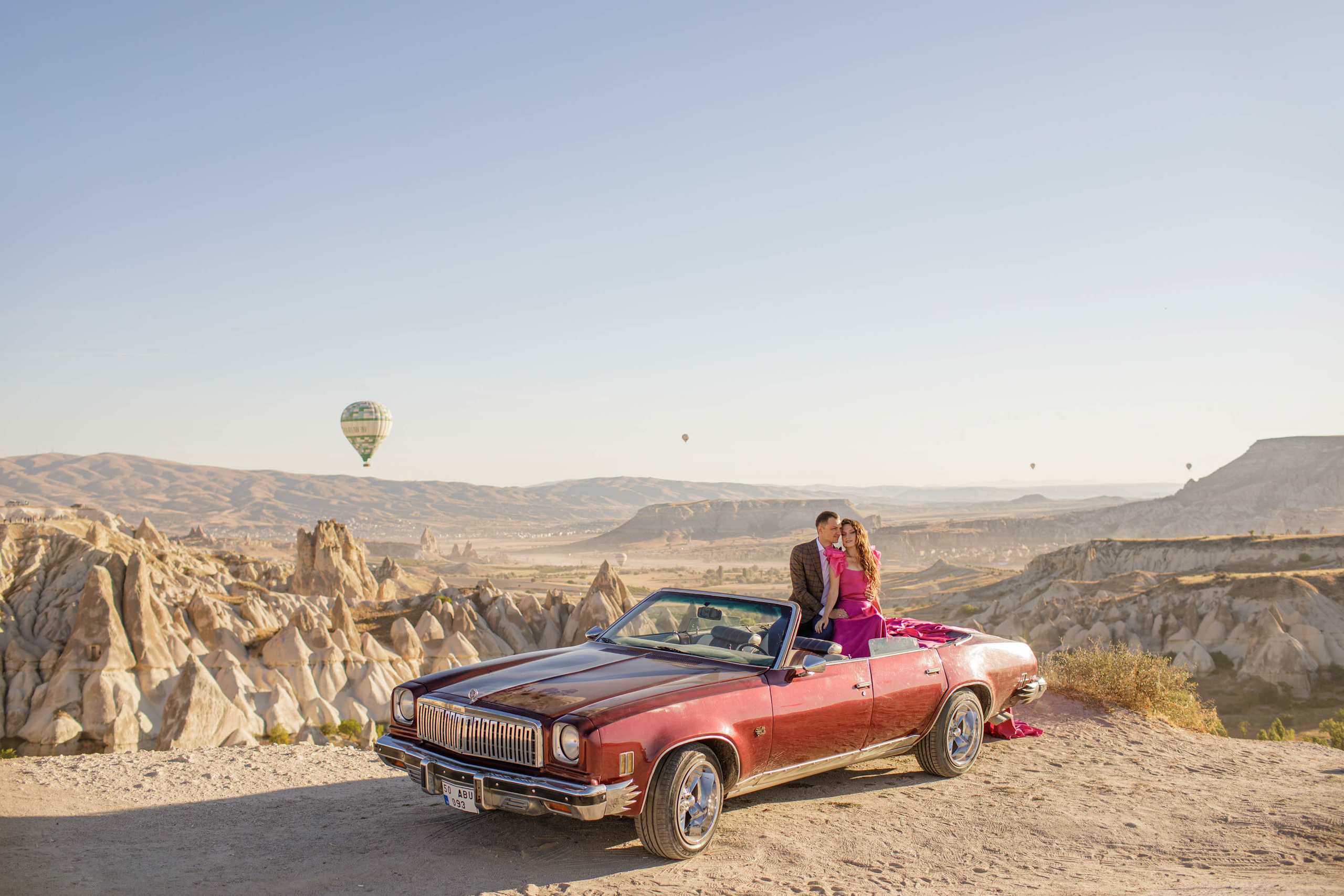 Anton & Anastasiya. Julia Ganch I Fashion Wedding Photography I Cappadocia Turkey