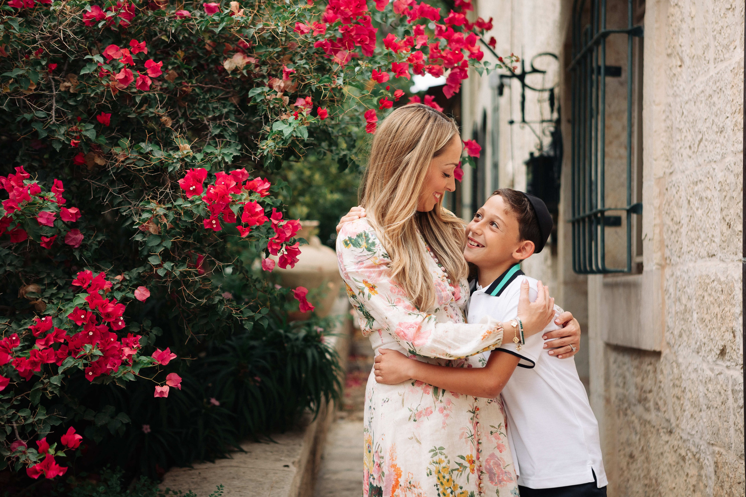 BIG FAMILY IN YAMIN MOSHE. Https://shi-photo.com/