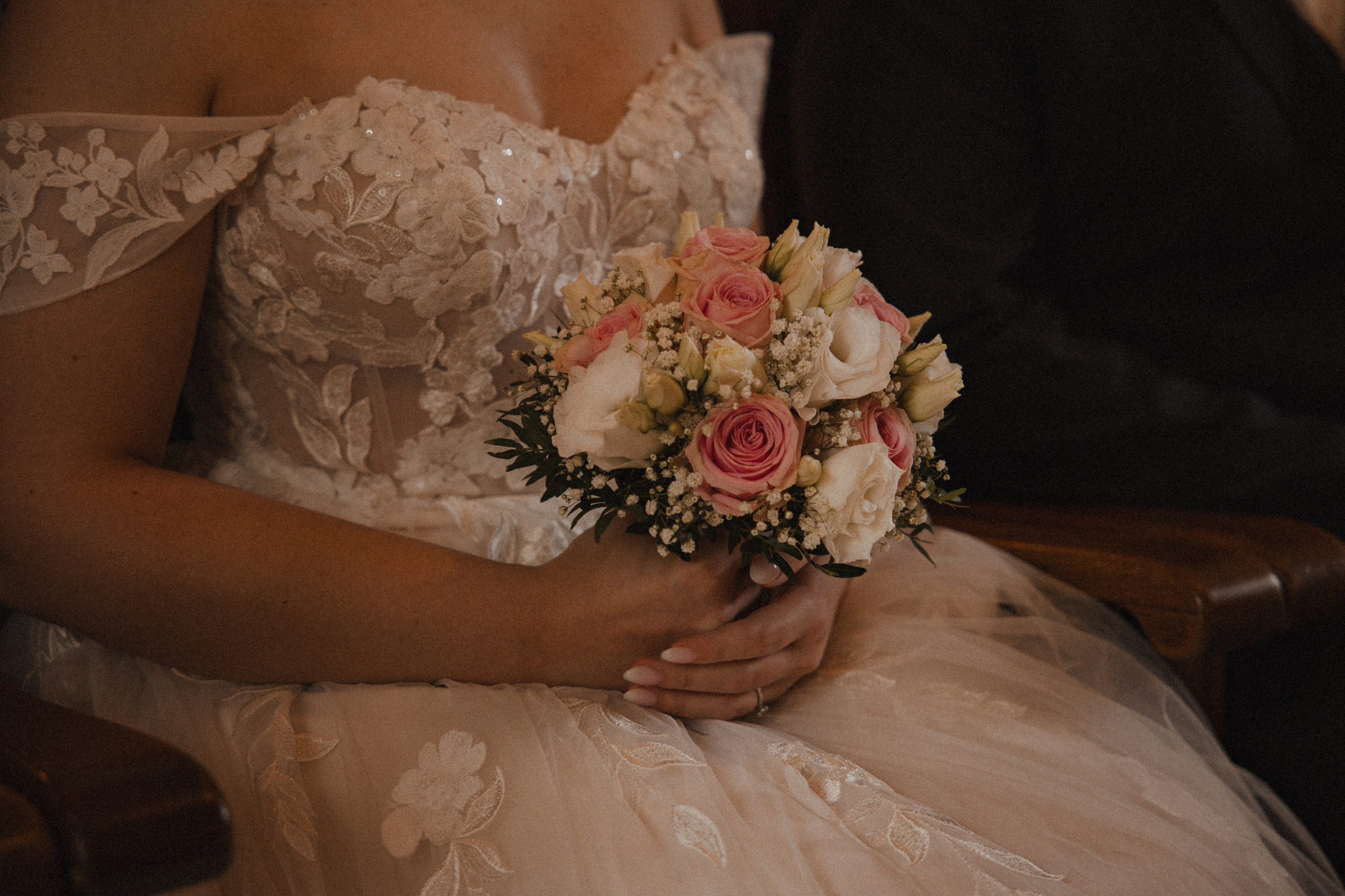 Lorena & Jan l Schloss Sythen. Hochzeitsfotografin Bochum | Halyna Reiche Fotografie NRW