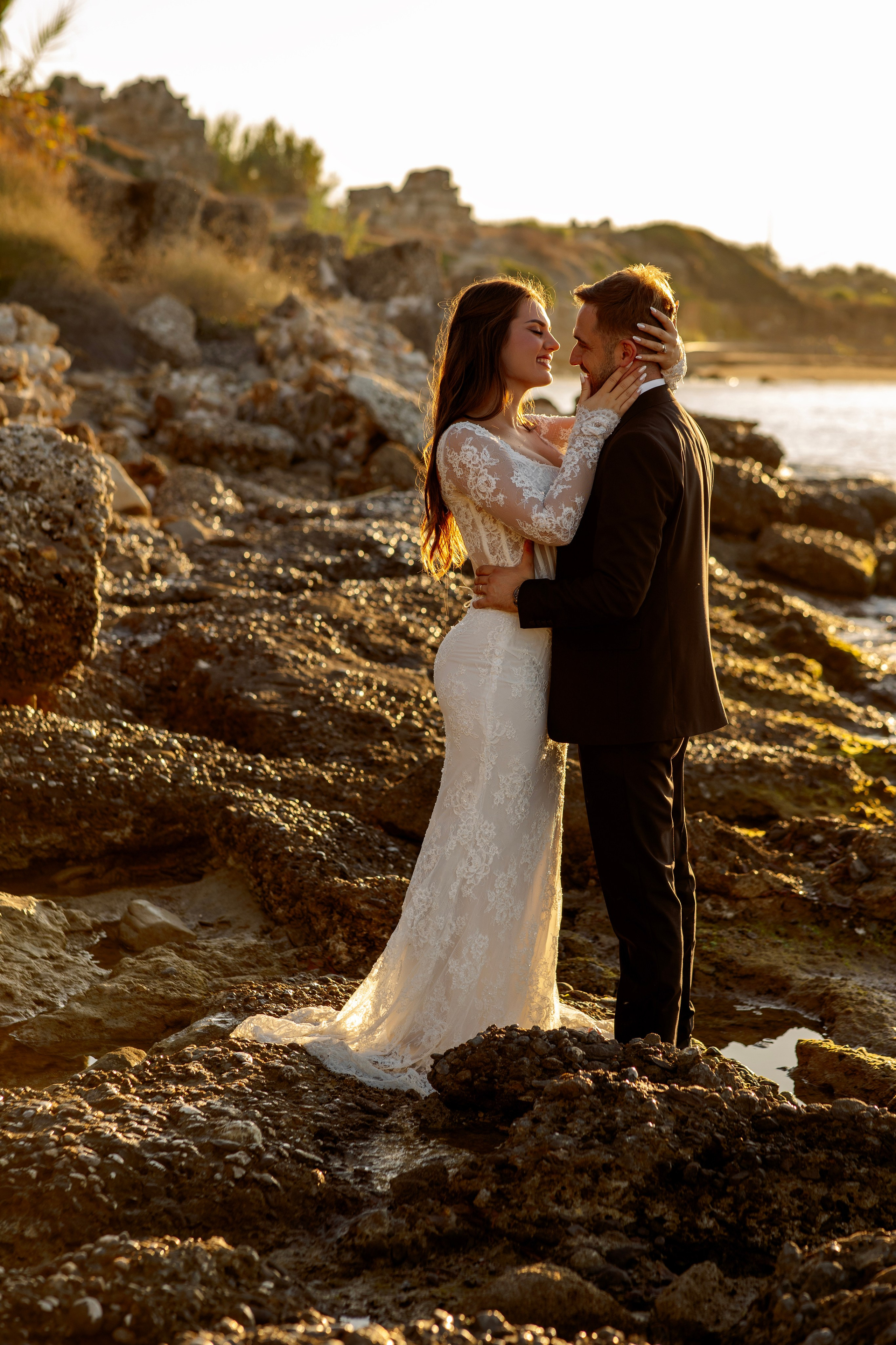 Sunrise.Dawn Romance in the Old City. Professional Photographer in Alanya, Side, Belek | Alsu Develi  Wedding, Family and portrait photo sessions