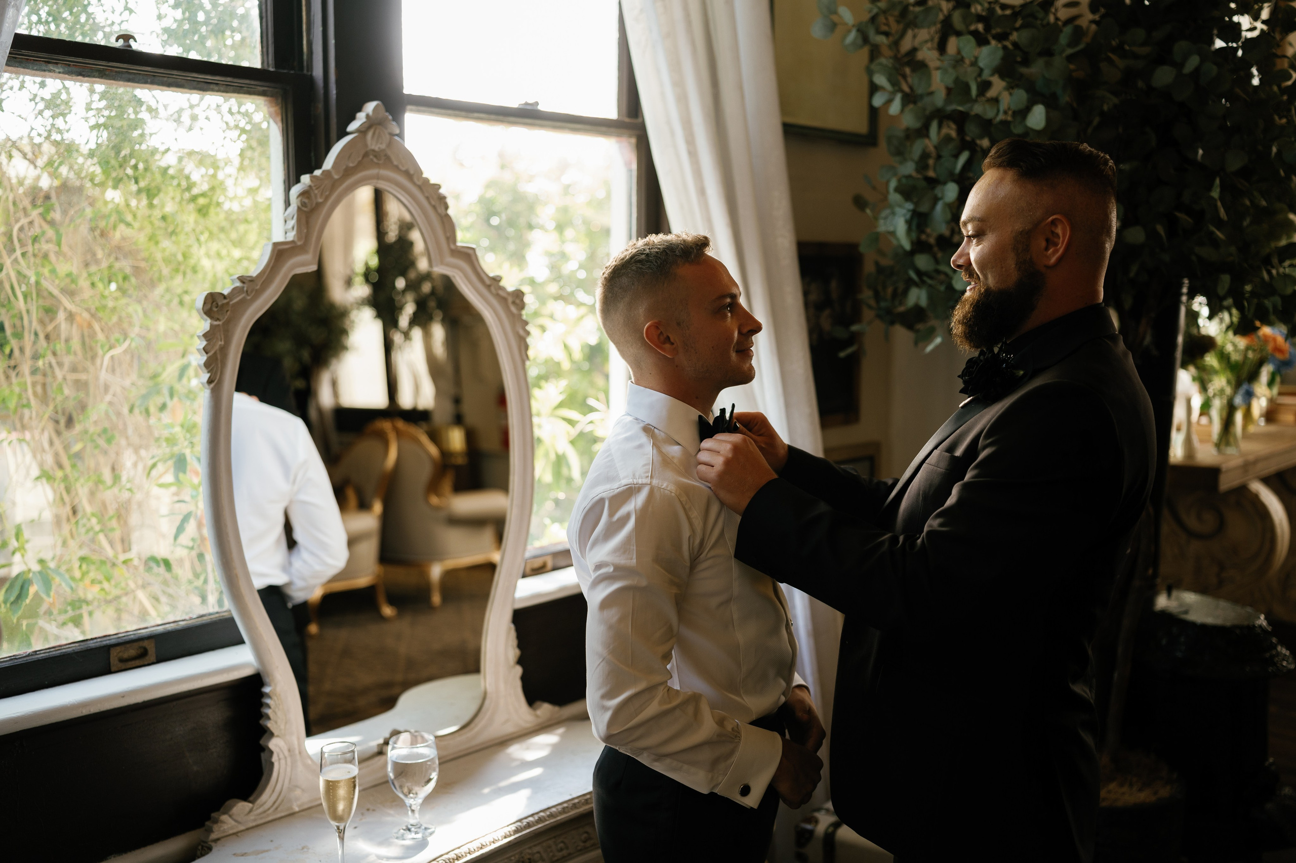 LGBT wedding photographer in California. Wedding Photography & Videography Team in California, Los Angeles, San Francisco, San Diego and Travel