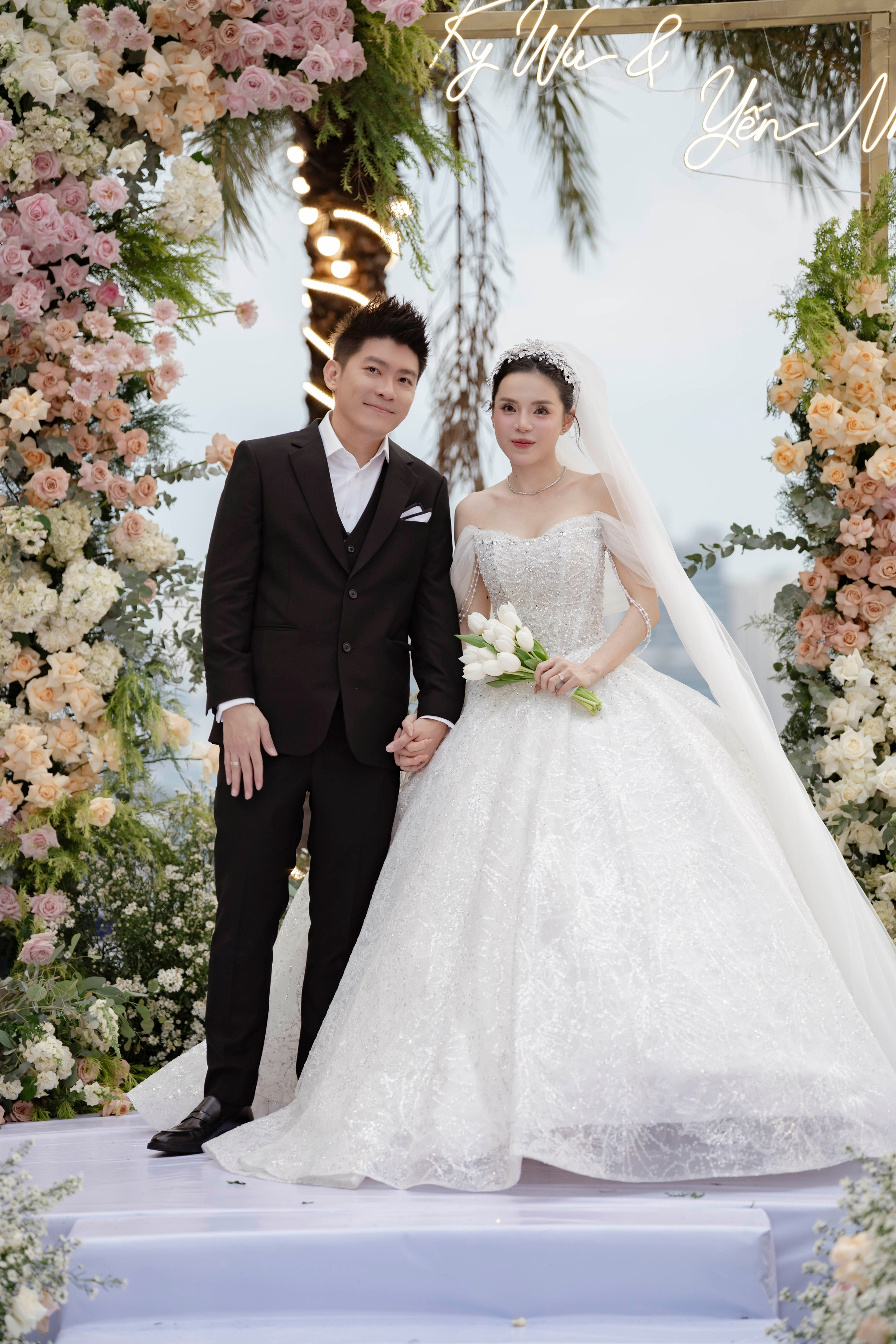KYWU & NHI. WEDDING PHOTOGRAPHER IN VIETNAM