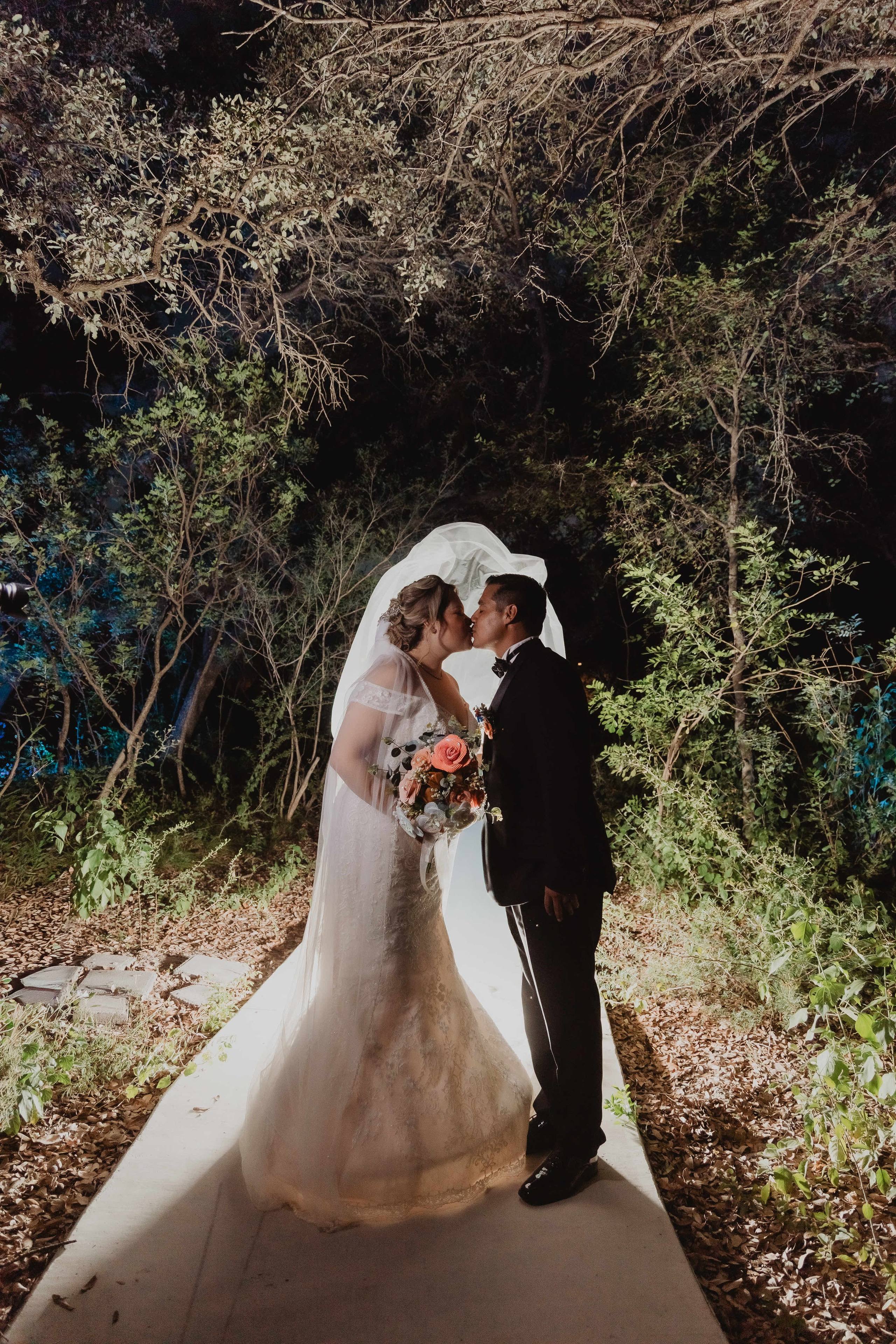El primer aniversario. Pentaprisma | Jaz Espinoza The Wedding Photographer