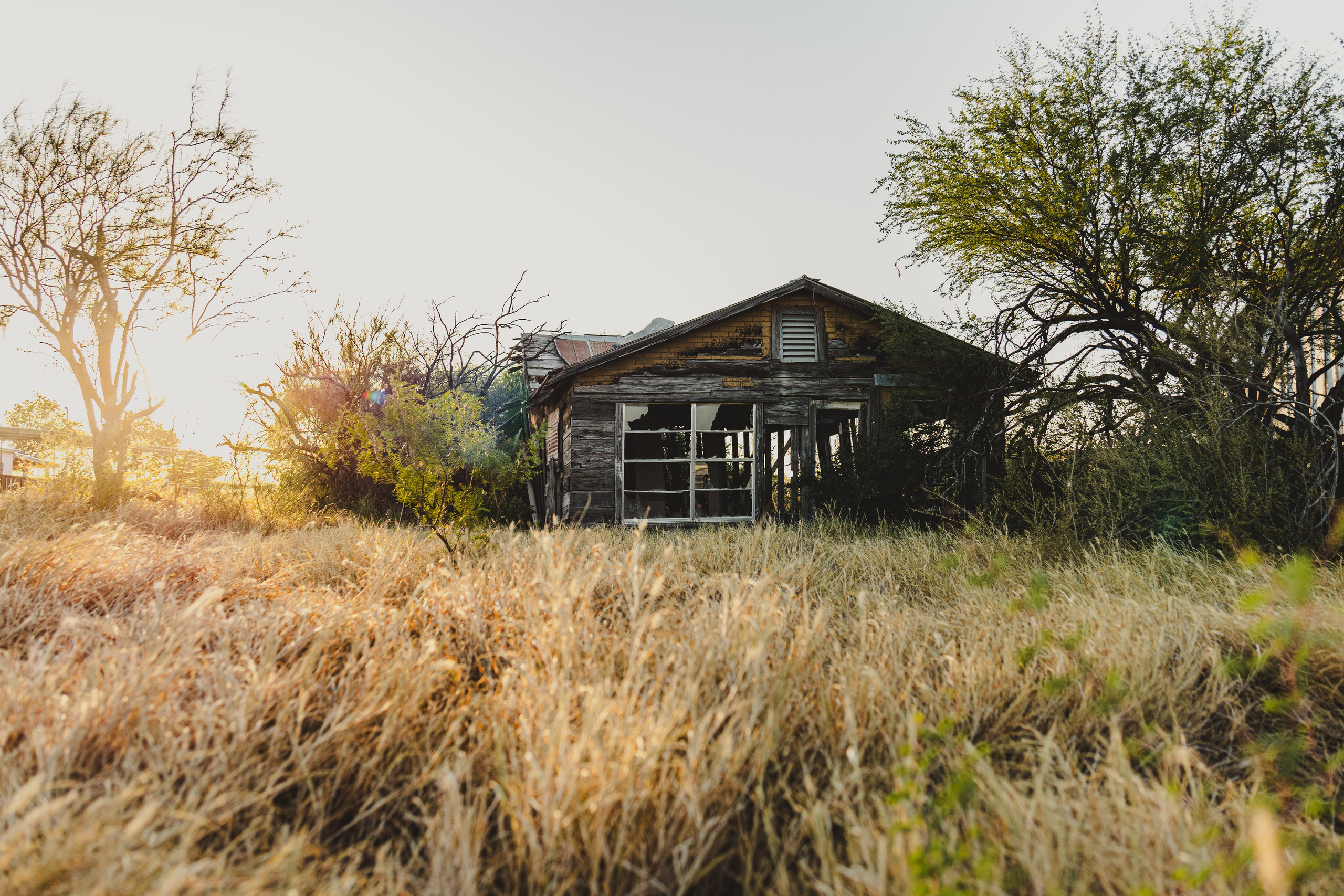 Caminando por Comstock. Pentaprisma | Jaz Espinoza The Wedding Photographer