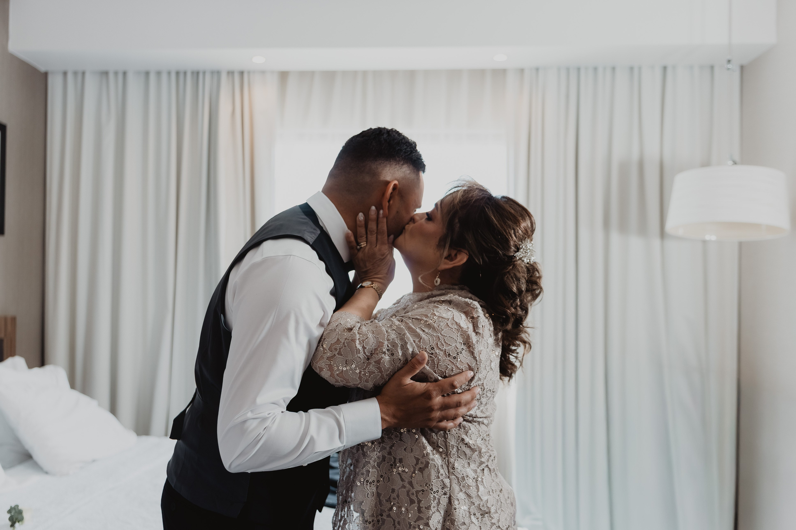 Pentaprisma | Jaz Espinoza The Wedding Photographer