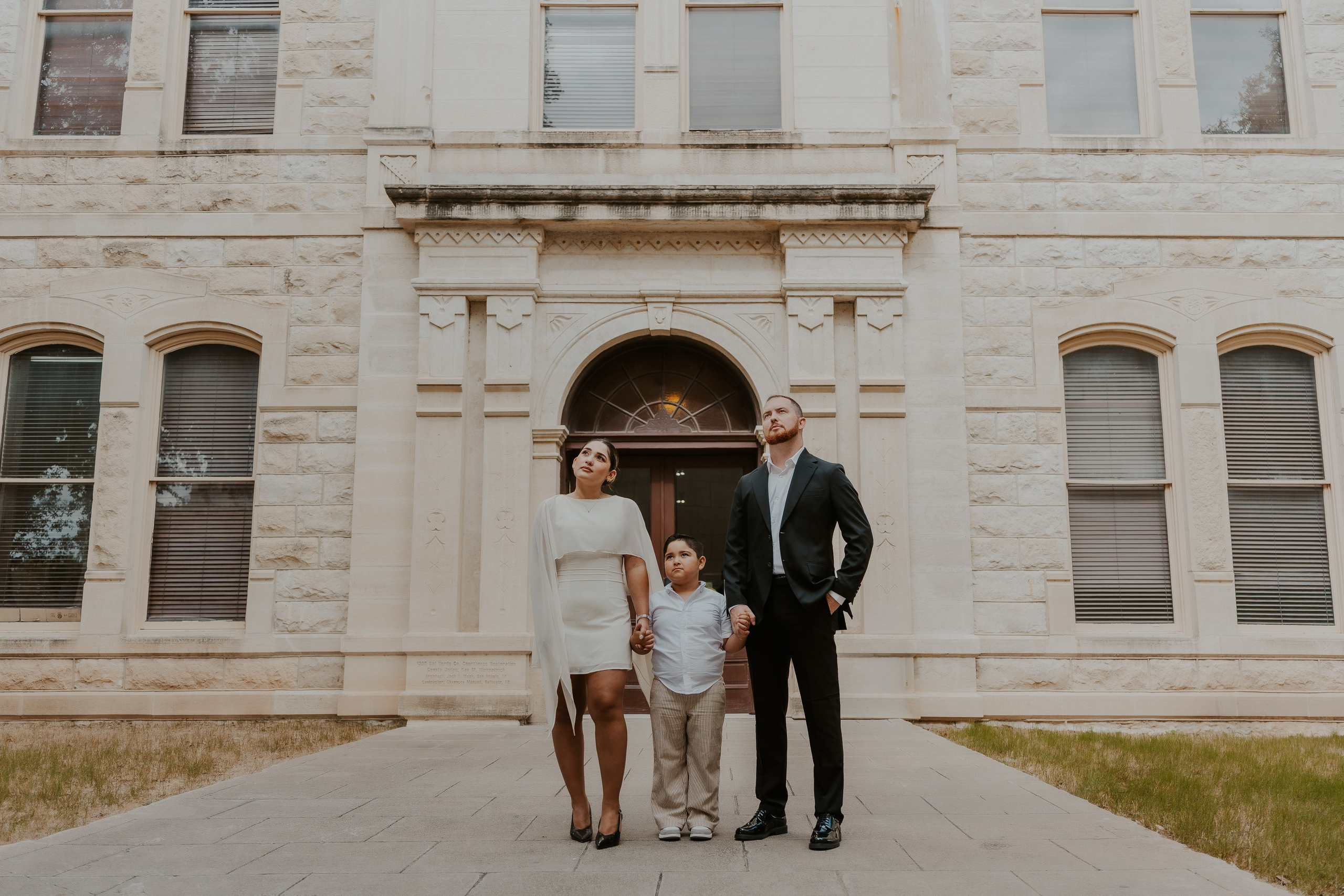 Detrás de cámara: Cómo lograr diferentes ángulos con una sola pose. Pentaprisma | Jaz Espinoza The Wedding Photographer