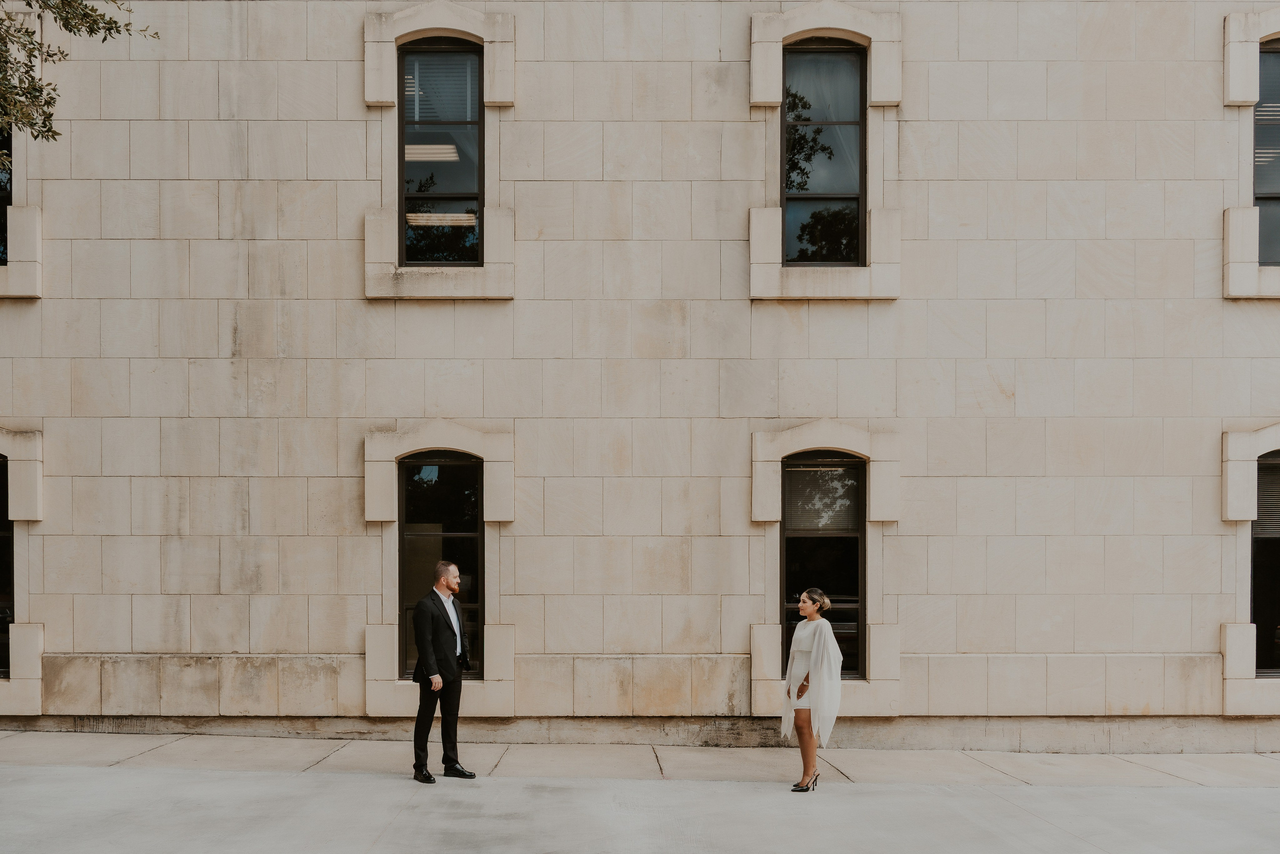 Detrás de cámara: Cómo lograr diferentes ángulos con una sola pose. Pentaprisma | Jaz Espinoza The Wedding Photographer