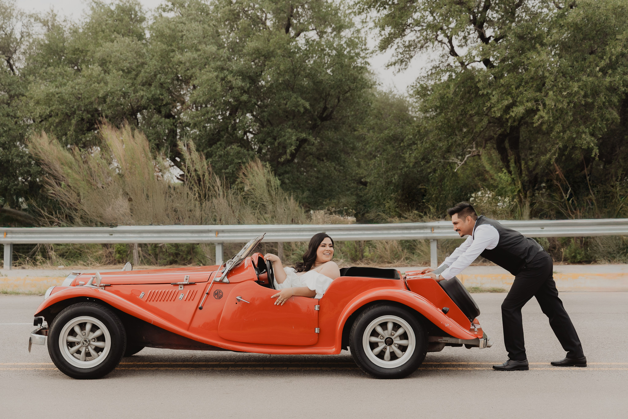 Pentaprisma | Jaz Espinoza The Wedding Photographer