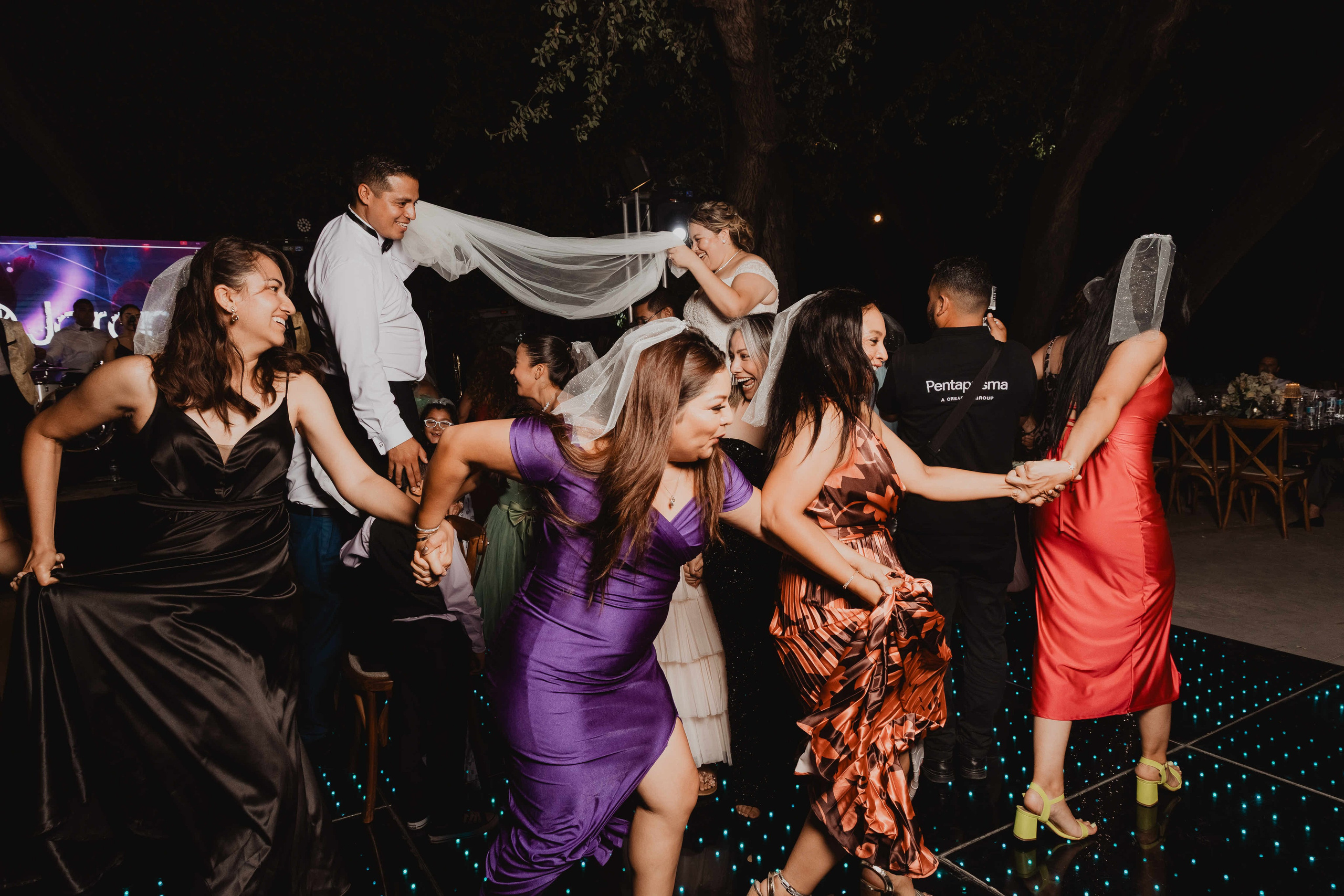 El primer aniversario. Pentaprisma | Jaz Espinoza The Wedding Photographer