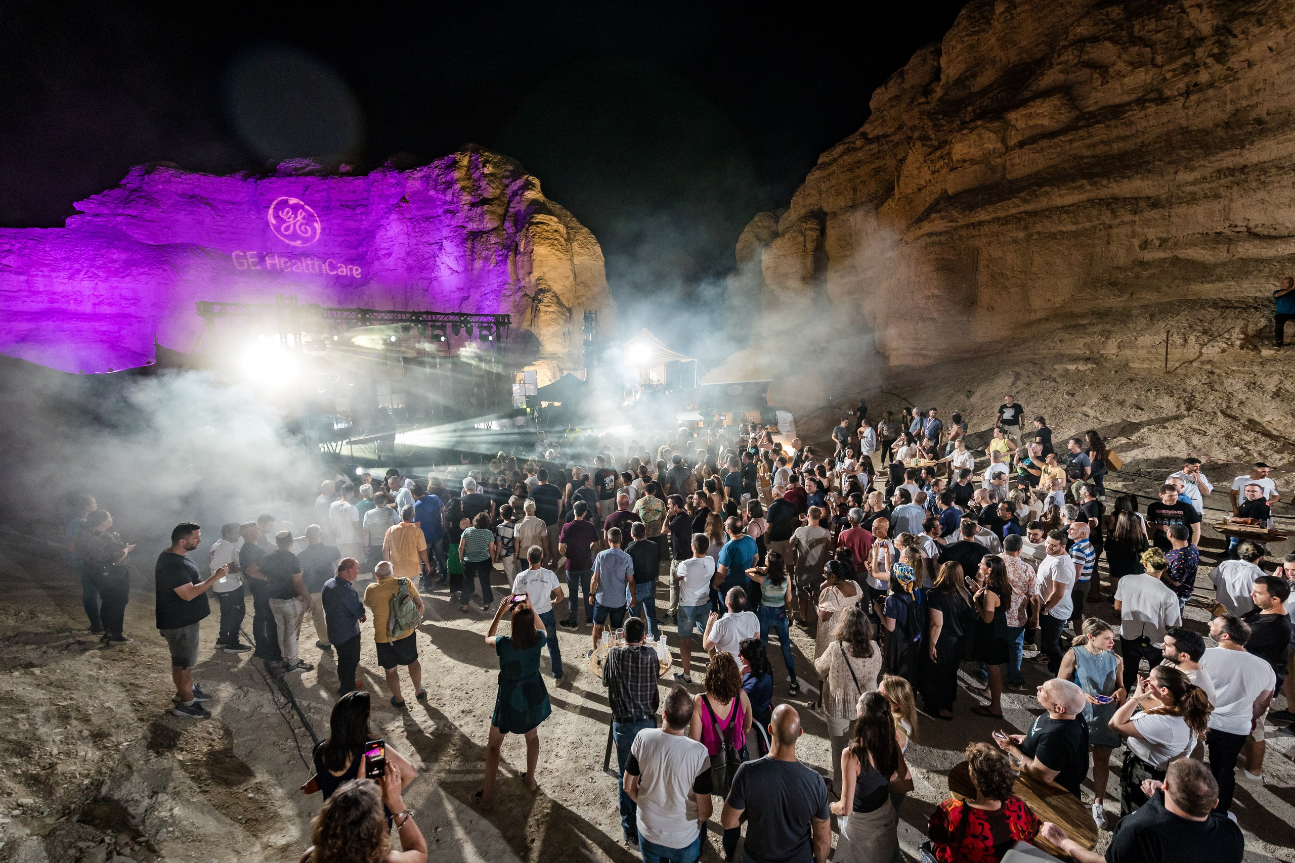 Electric General Dead Sea. AMIR BUCHNIK PHOTOGRAPHER