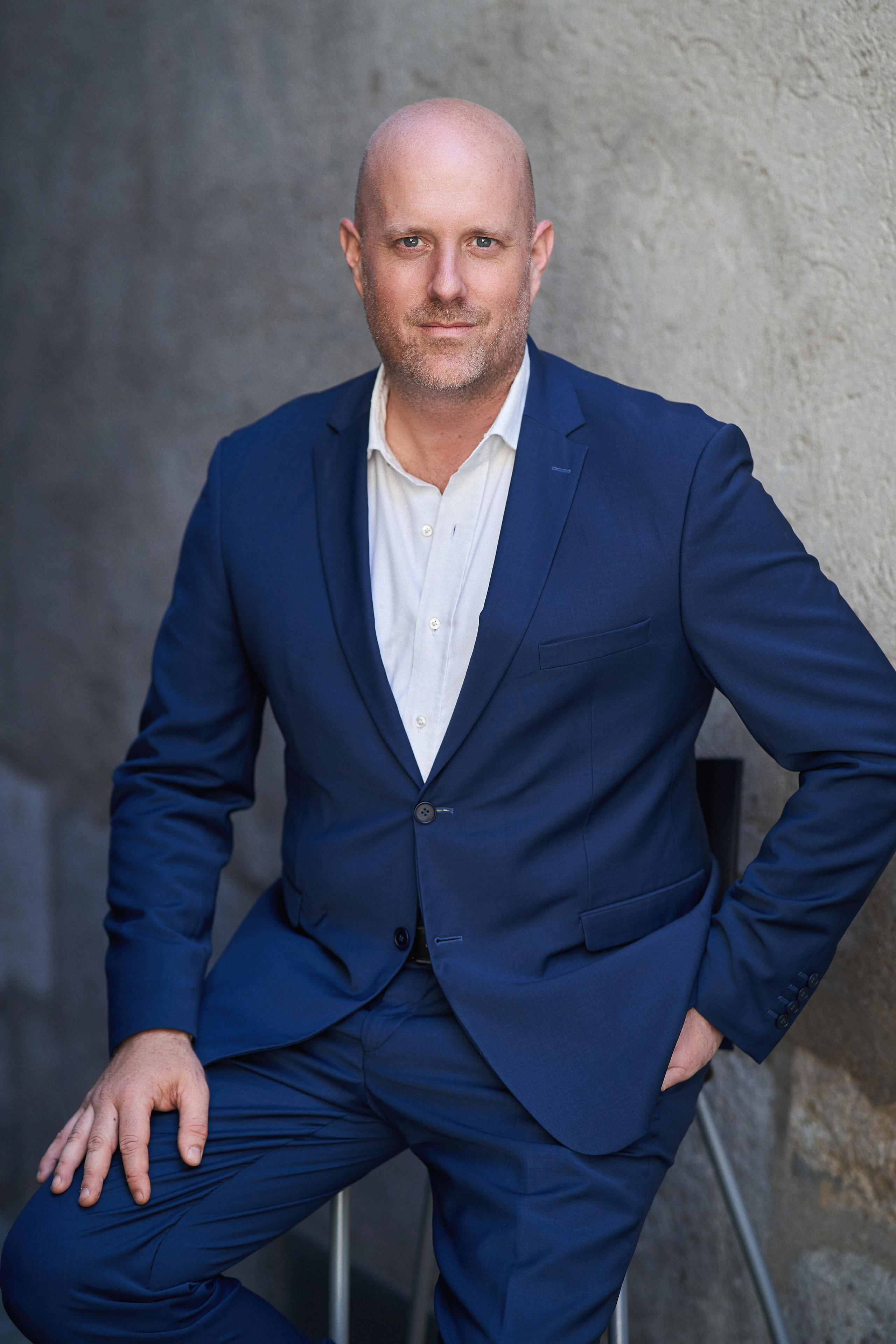 Business portraits. Andrey Losevich — Photographer Riga — osy studio