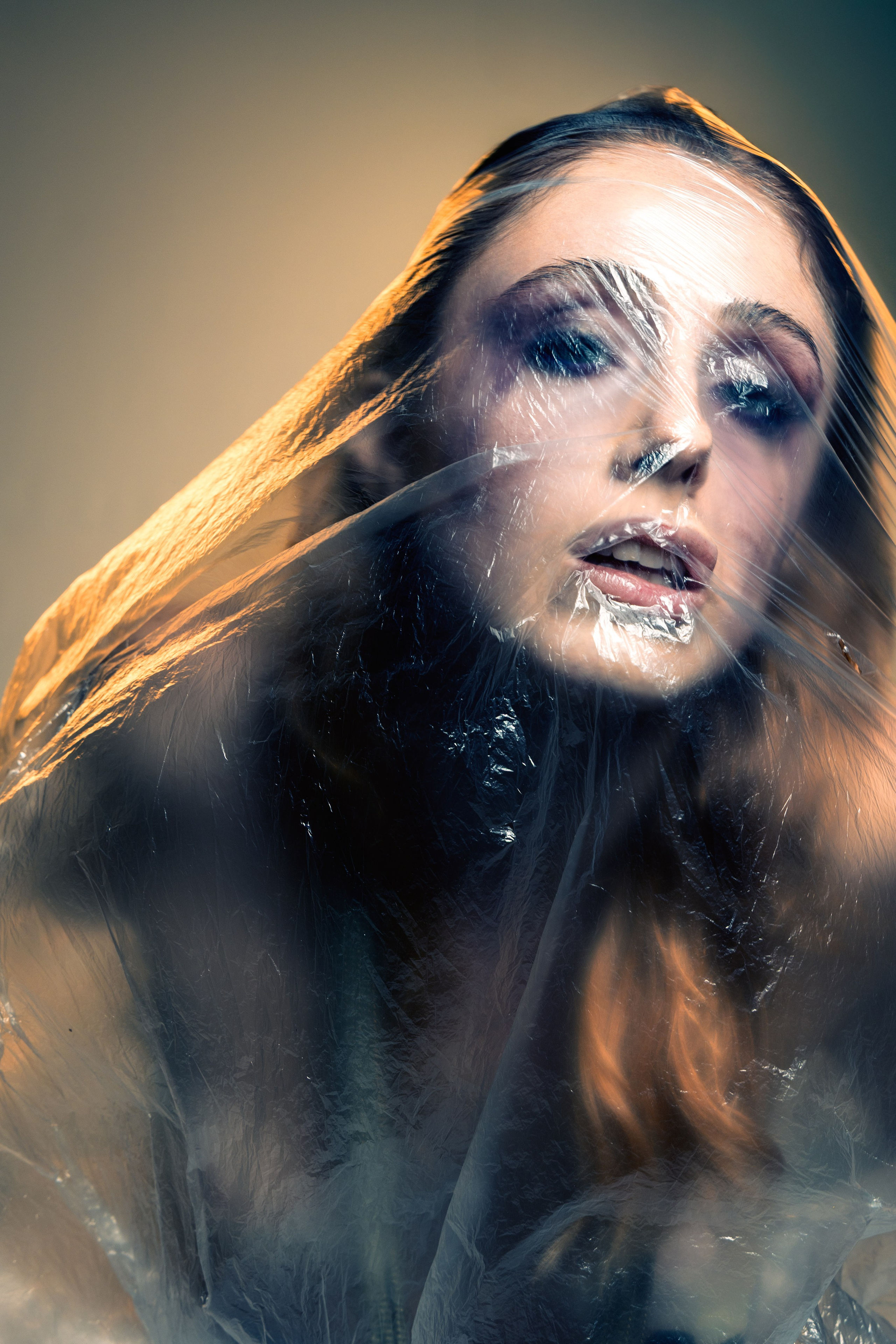 Metamorfosi — Beauty Editorial. Fotógrafa profesional en Barcelona de retratos, fotografía comercial y proyectos creativos
