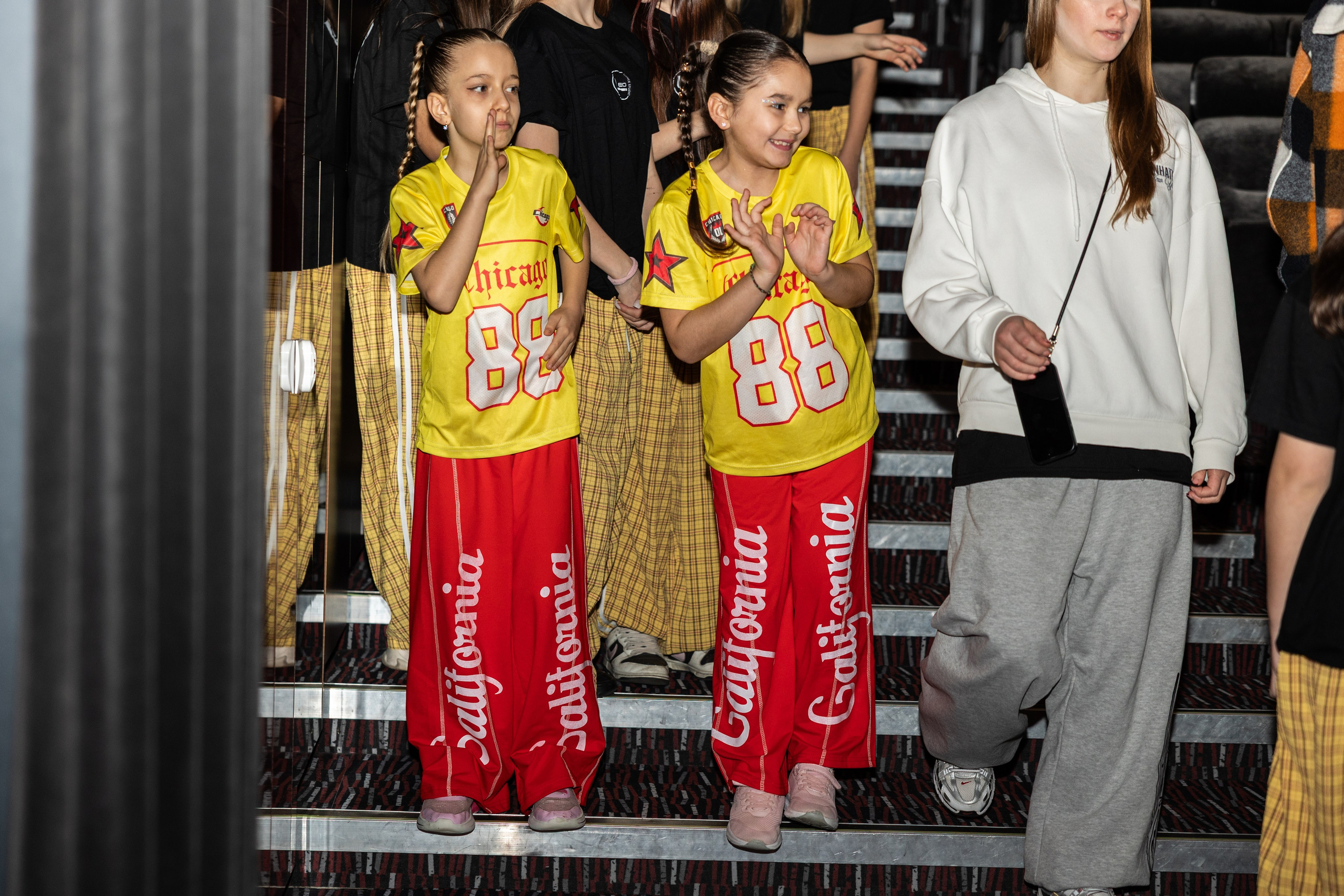 LEO DANCE SHOW WINTER 2025. Семейный и детский фотограф в Варшаве Мила Бобровская