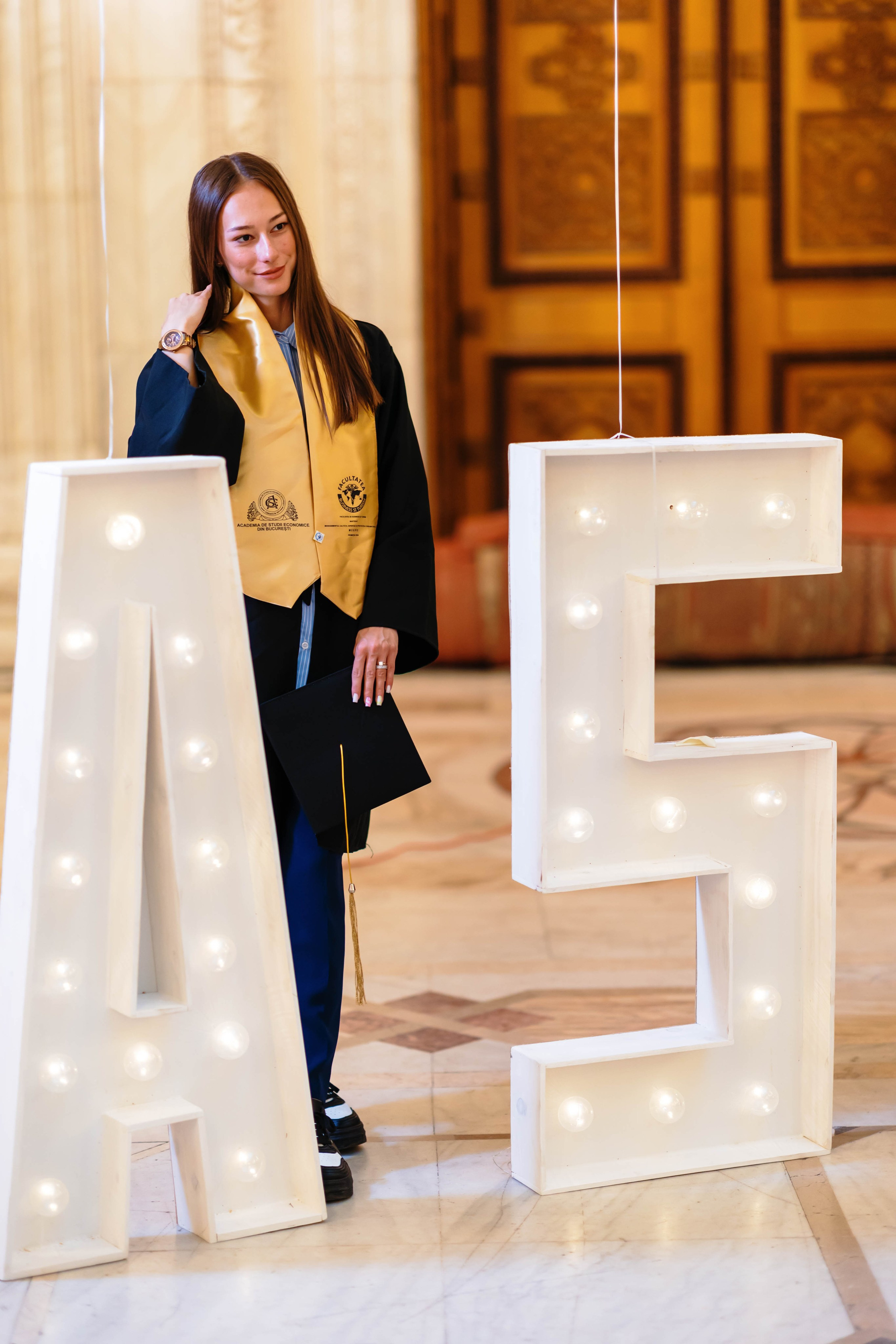 Festivitate Absolvire ASE 2024 - Palatul Parlamentului Bucuresti. MDimaFotoStudio. Fotograf de nuntă, evenimente private și de familie