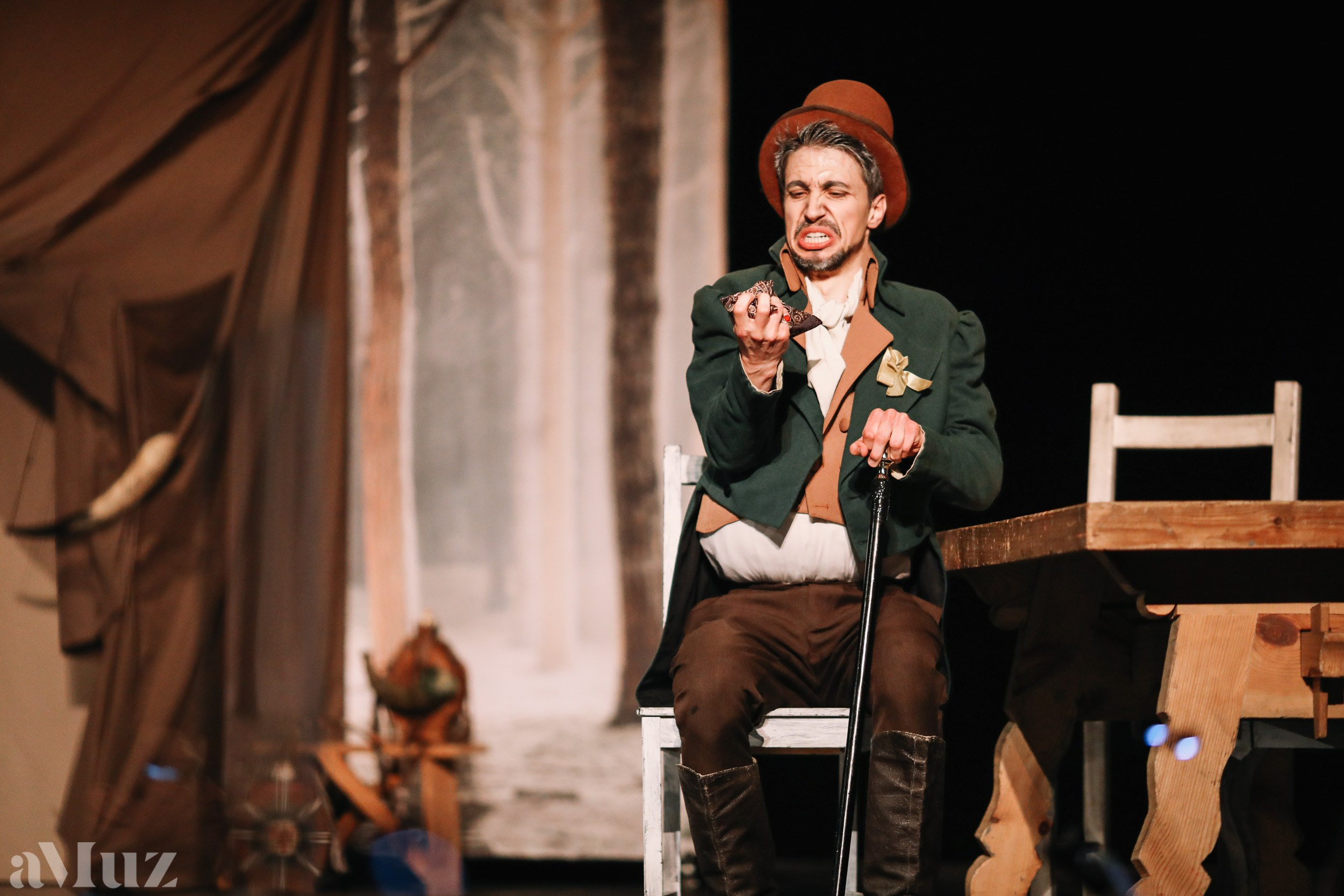 Opera Łąkowa. Fotograf Ślubny Warszawa - Sesje Biznesowe Rodzinne Eventy