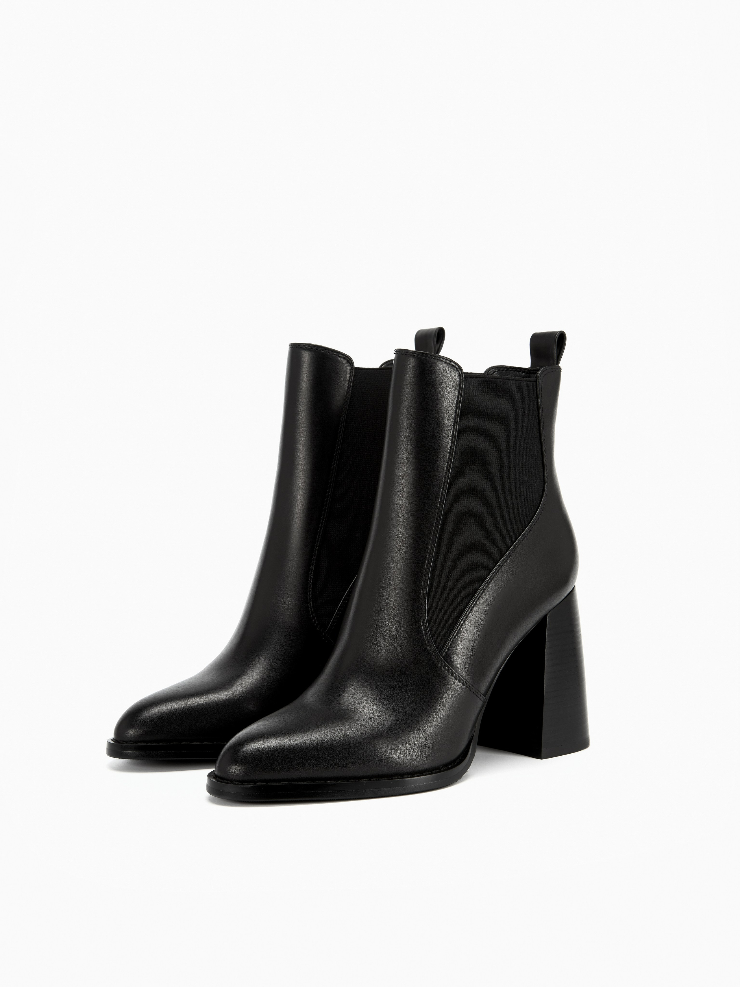 Съёмка обуви. Предметная фотосъемка в Алматы. Студия фото и видео съемки товаров