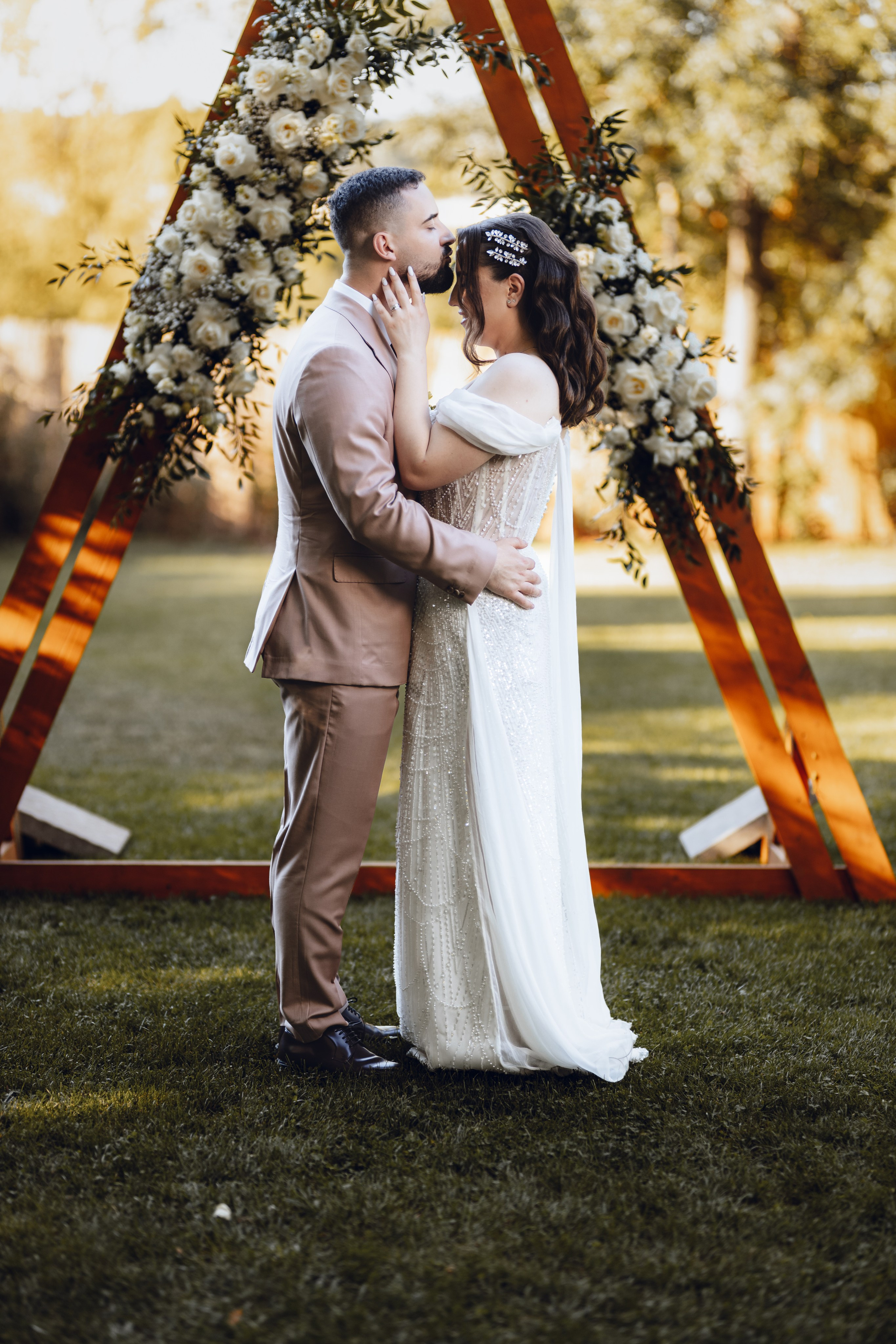 Mihai & Iasmina. Lucian Dedeu — Fotograf de nuntă și eveniment