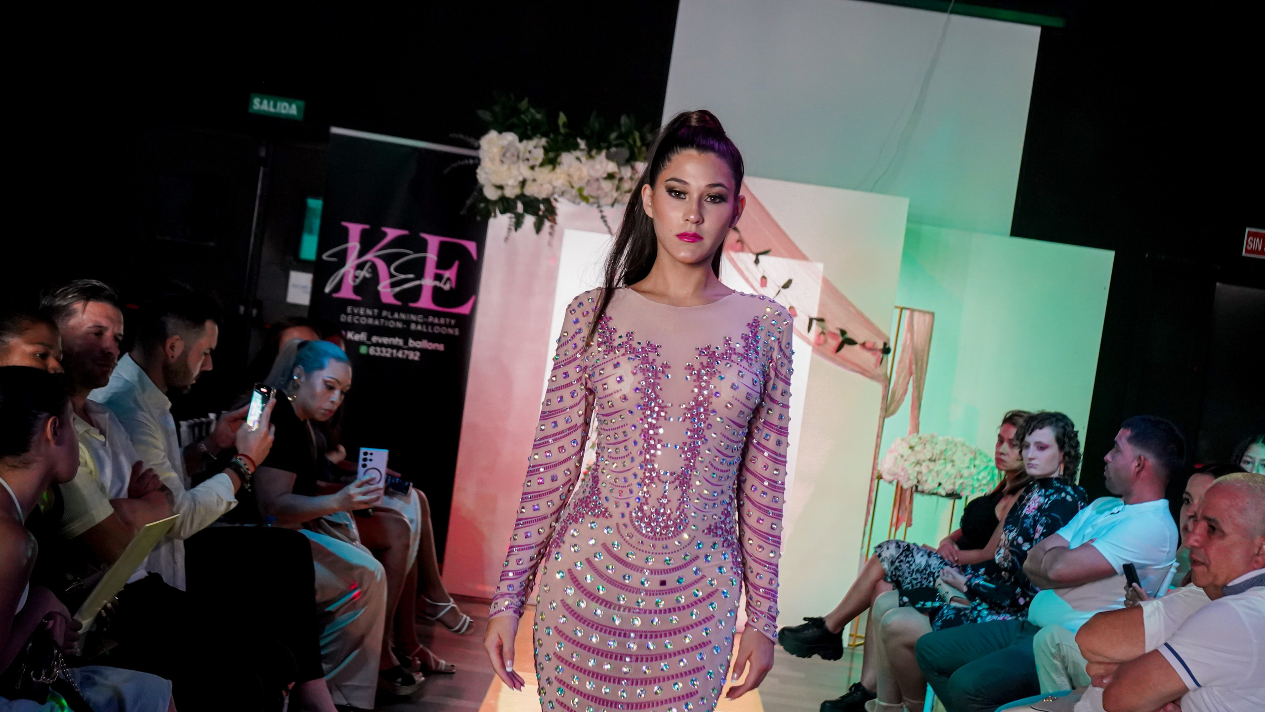 Pasarela Casa de Reinas. Photographer Picselen shots