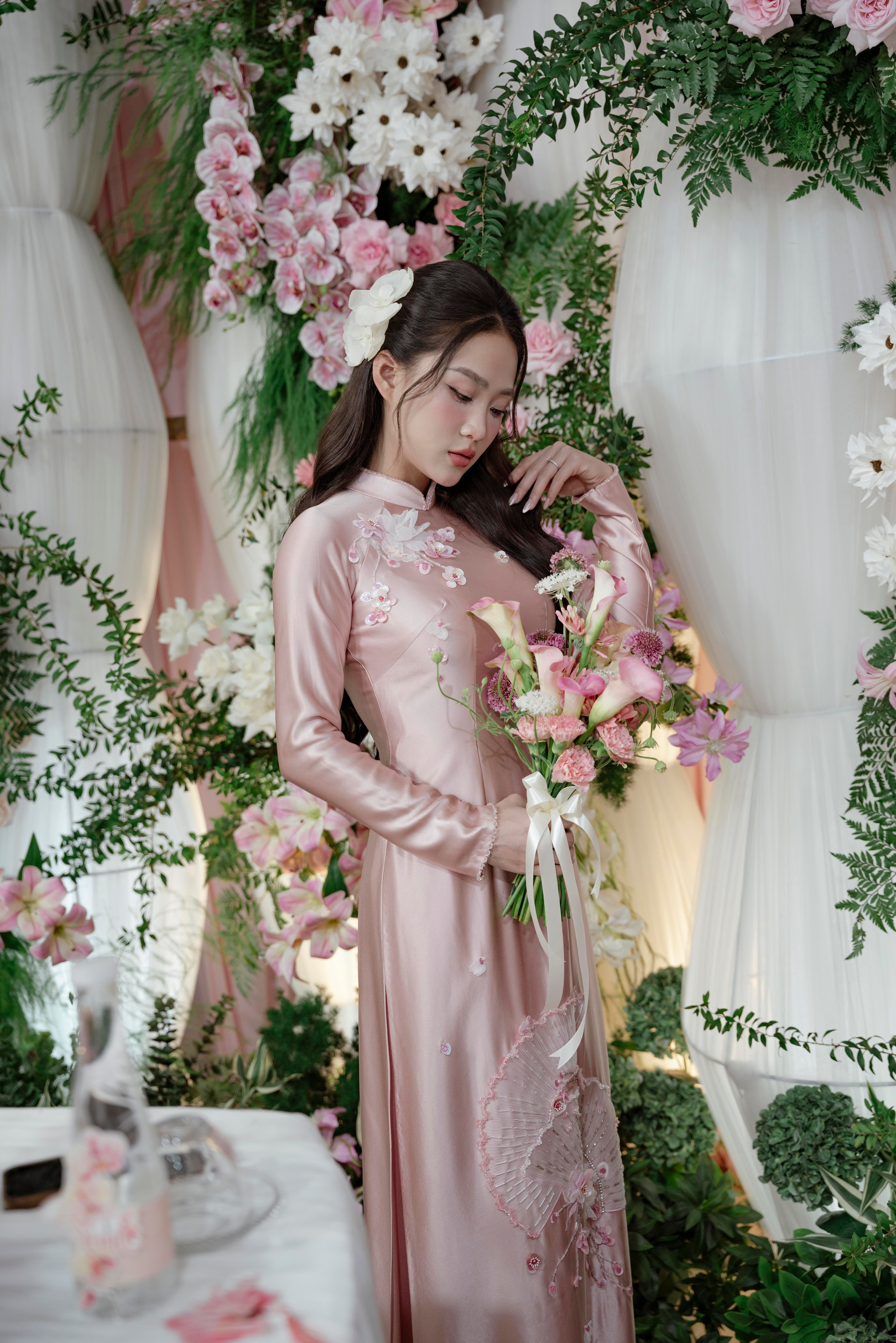 LINH & HUYEN. WEDDING PHOTOGRAPHER IN VIETNAM