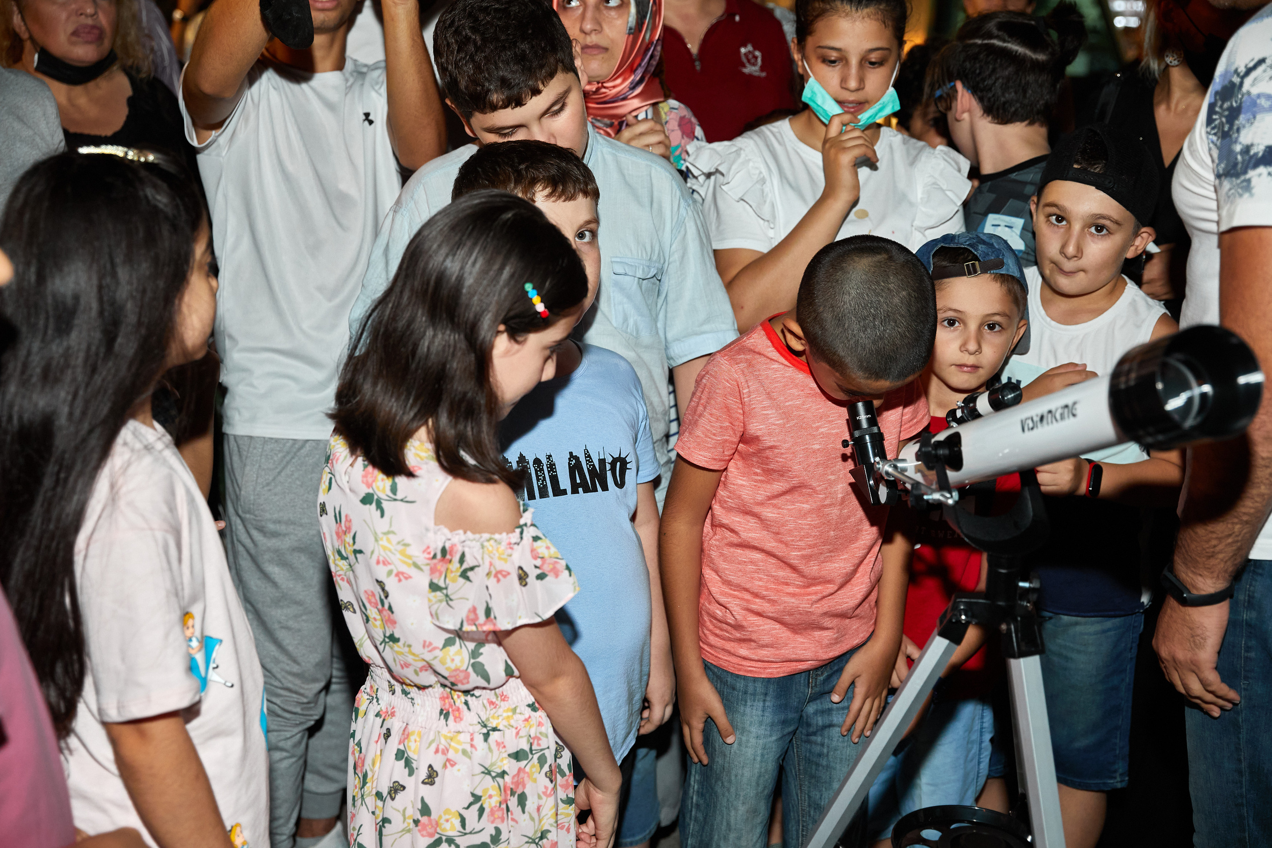 Kosmosla ilk tanışlıq. Həvəskar Astronomlar Cəmiyyəti — Astronomy.az