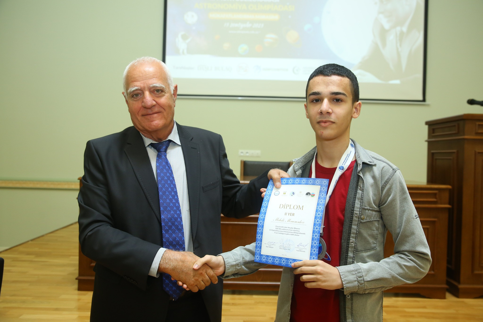 Astronomiya üzrə III Məktəblərarası Repsublika Olimpiadası. Həvəskar Astronomlar Cəmiyyəti — Astronomy.az