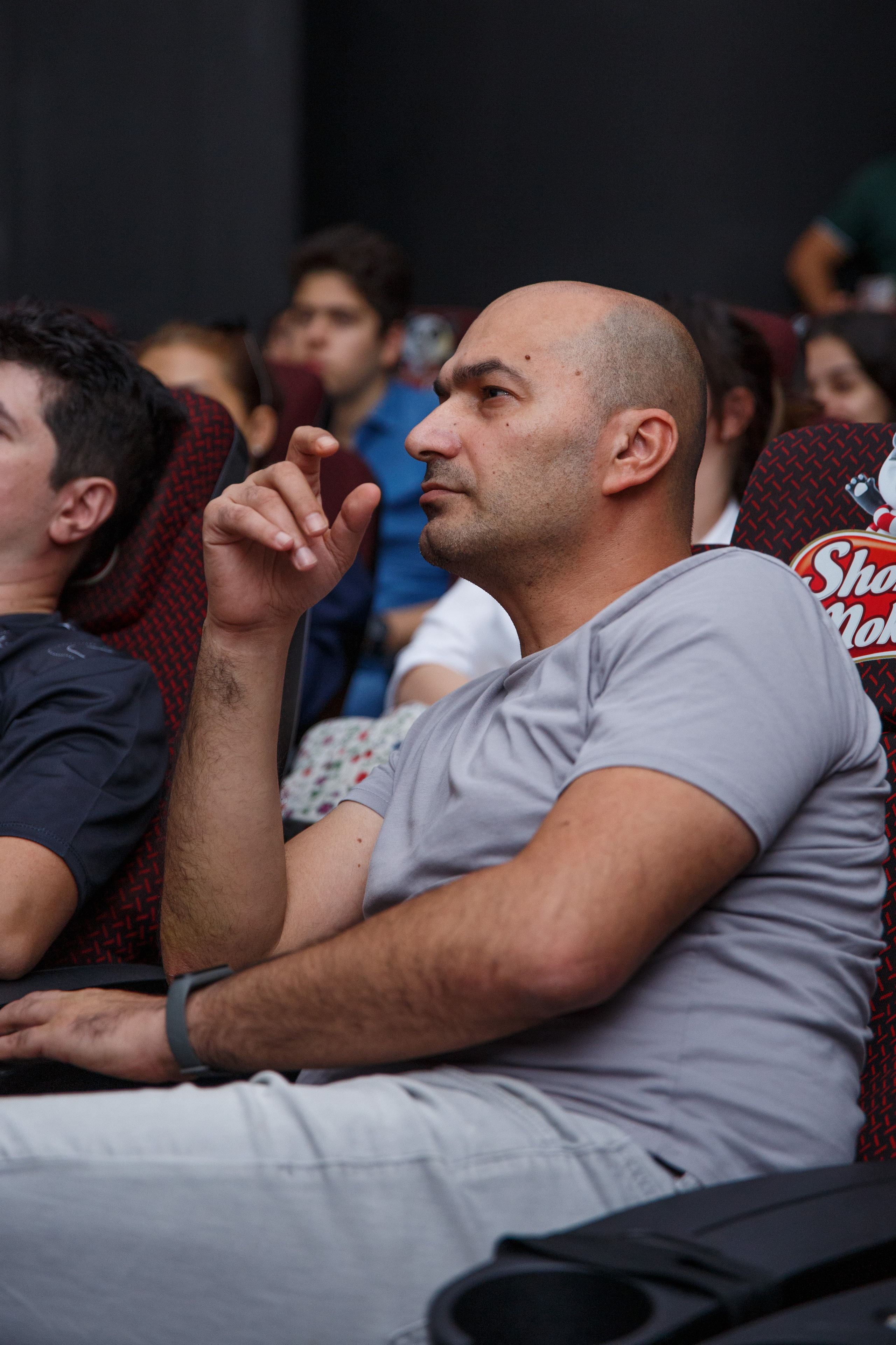 “Yerdənkənar həyatın axtarışı” Dr. Thomas H. Zurbuchen və Dr. Nadia Drake. Həvəskar Astronomlar Cəmiyyəti — Astronomy.az