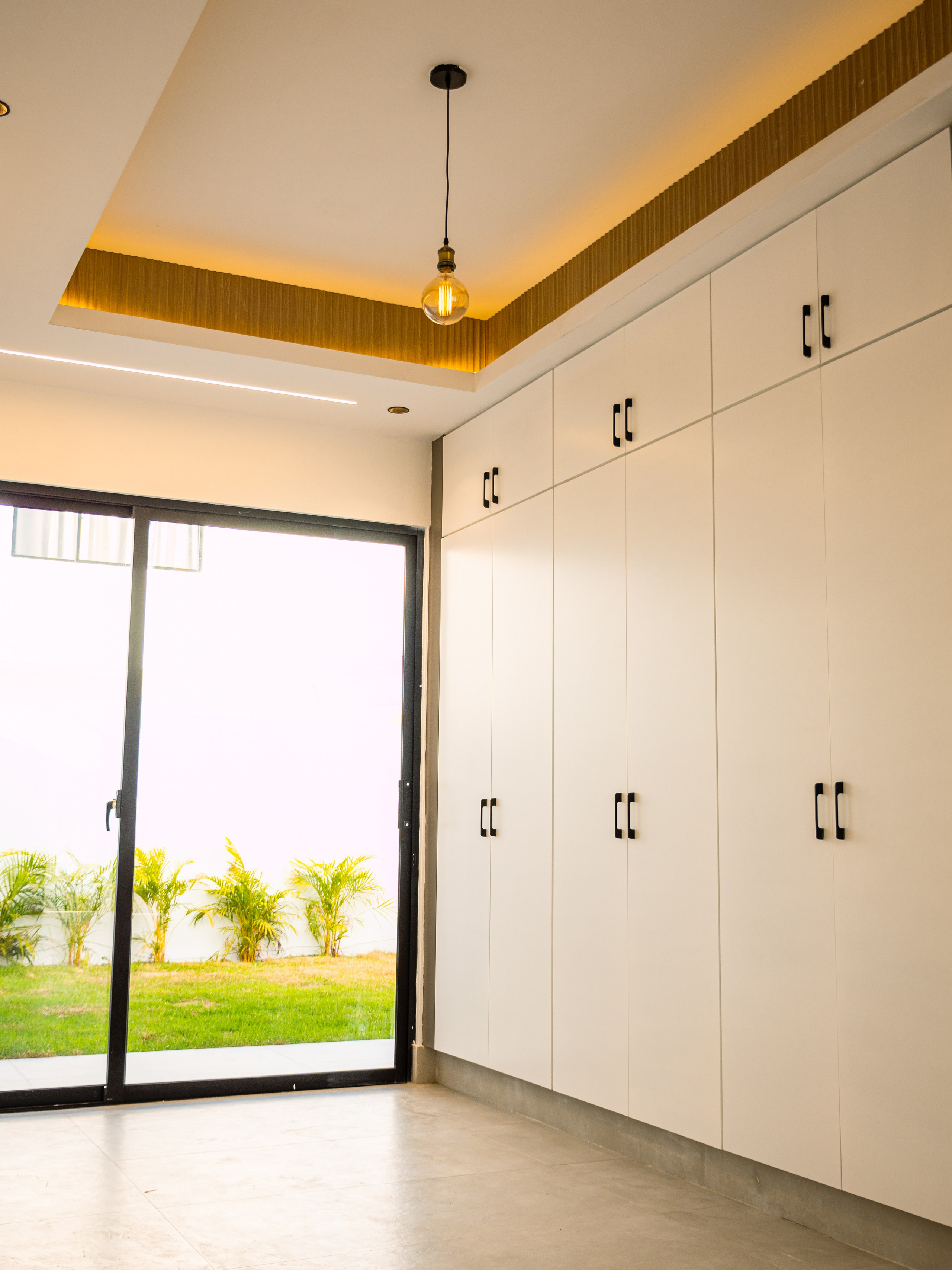 Ebanisteria Review - DAEM SRL. VisualAvalon